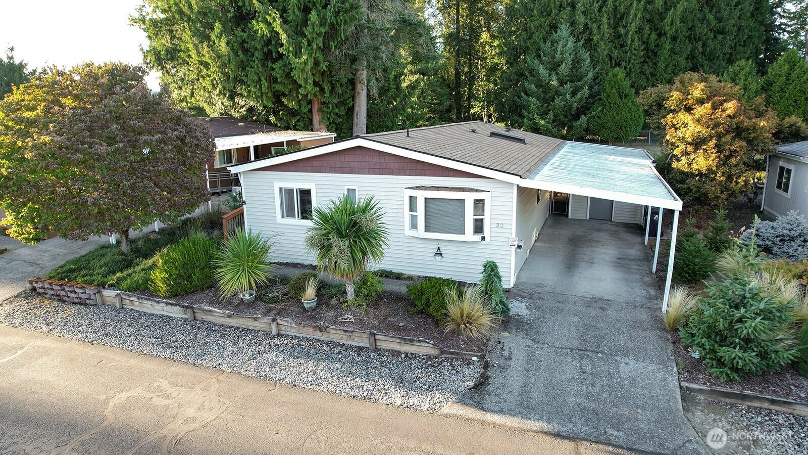 3700 14th Avenue 32 Property Photo 2