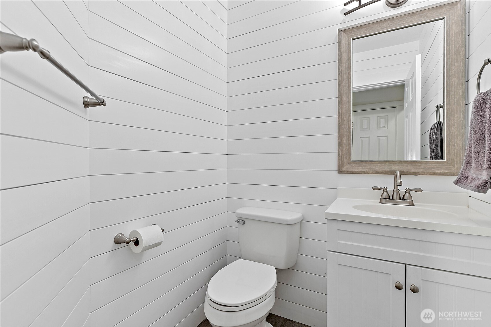 5102 39th Avenue Property Photo 13