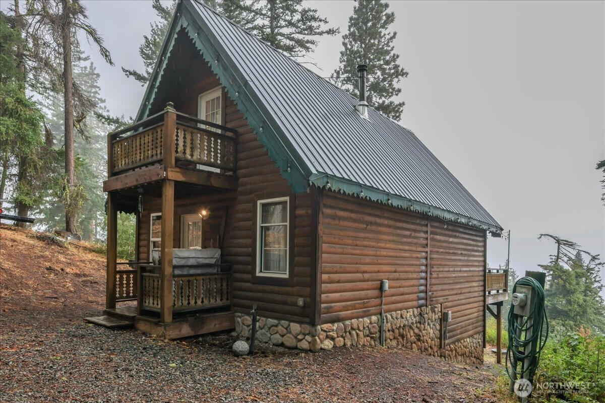 60 Picnic Point Road Property Photo 1