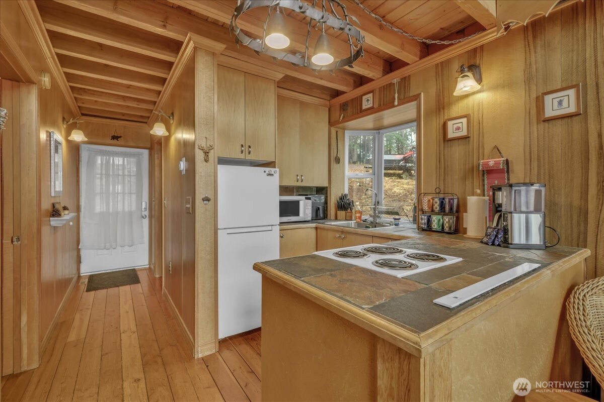 60 Picnic Point Road Property Photo 14