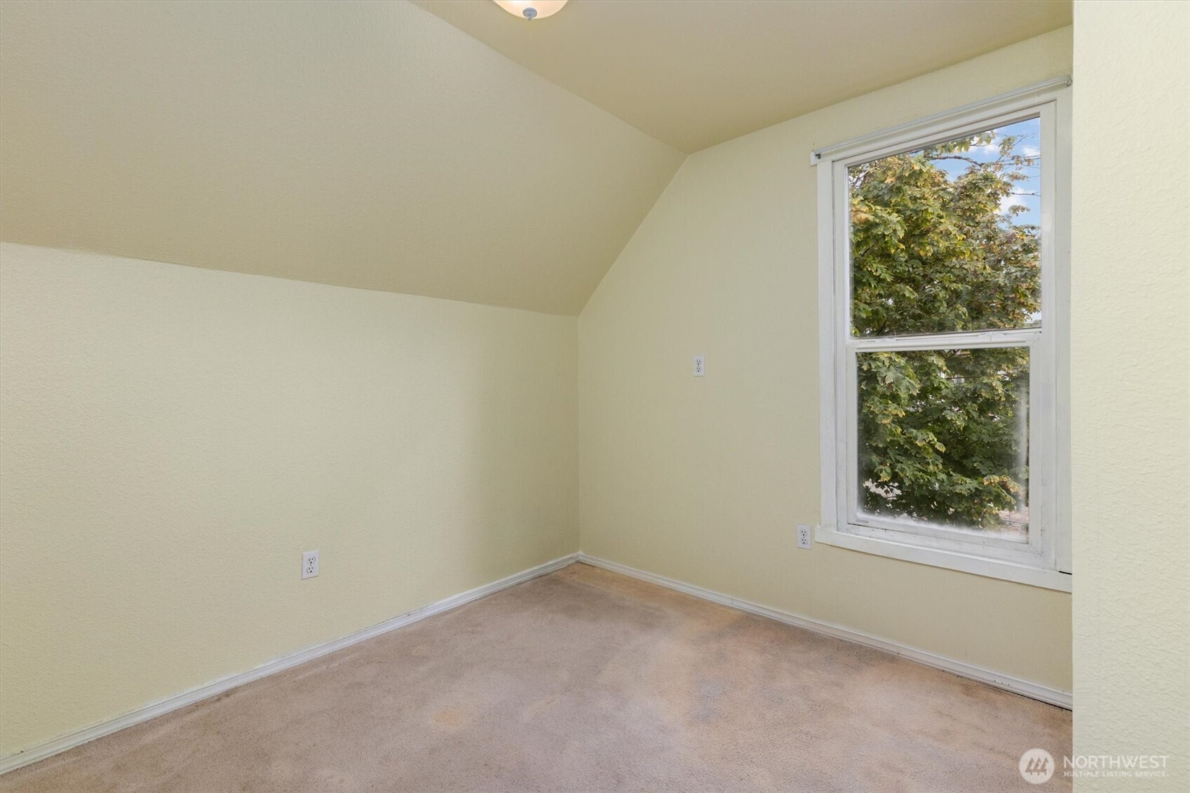 412 Garfield Street Property Photo 18