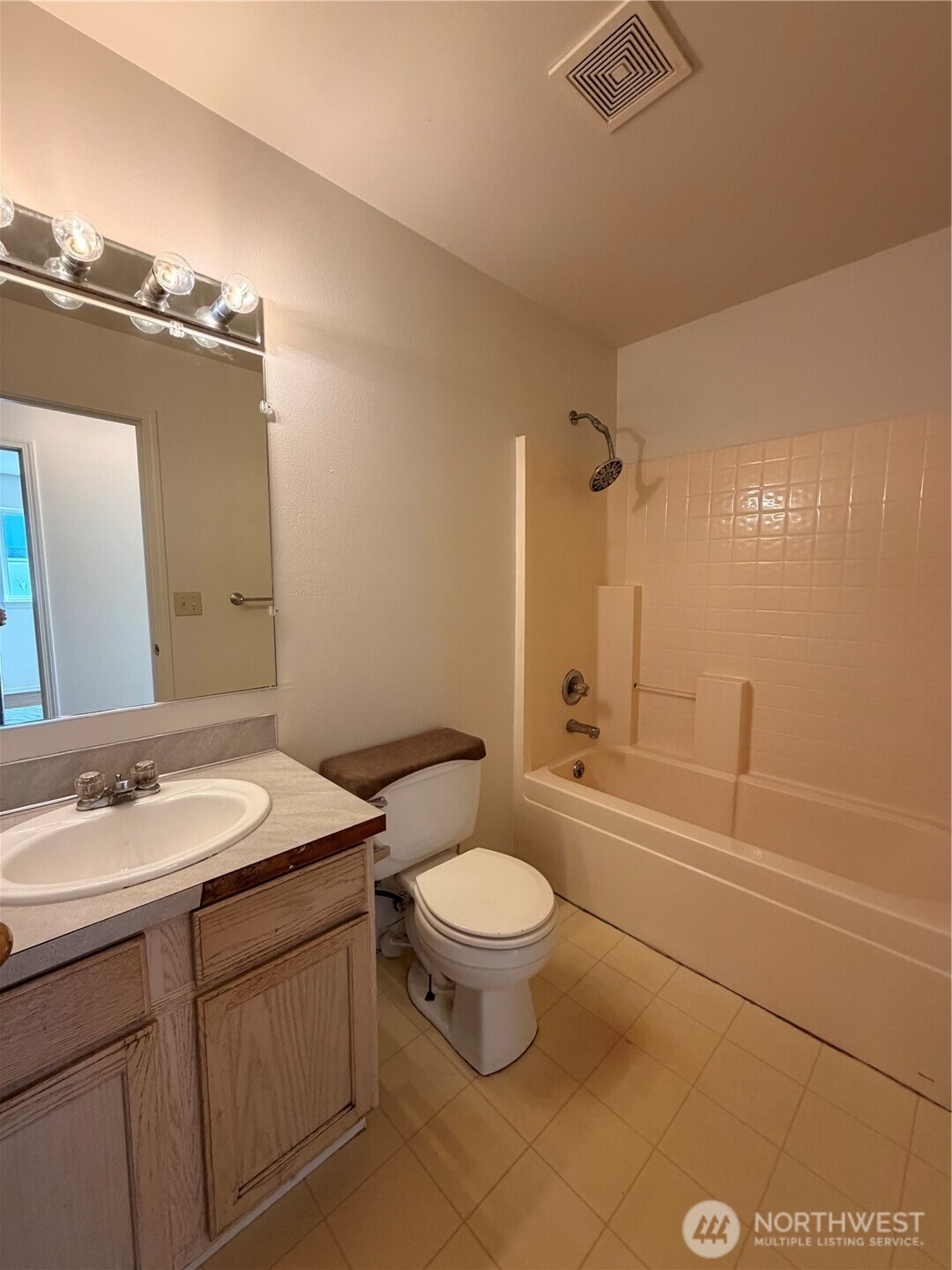 319 6th Street Property Photo 18