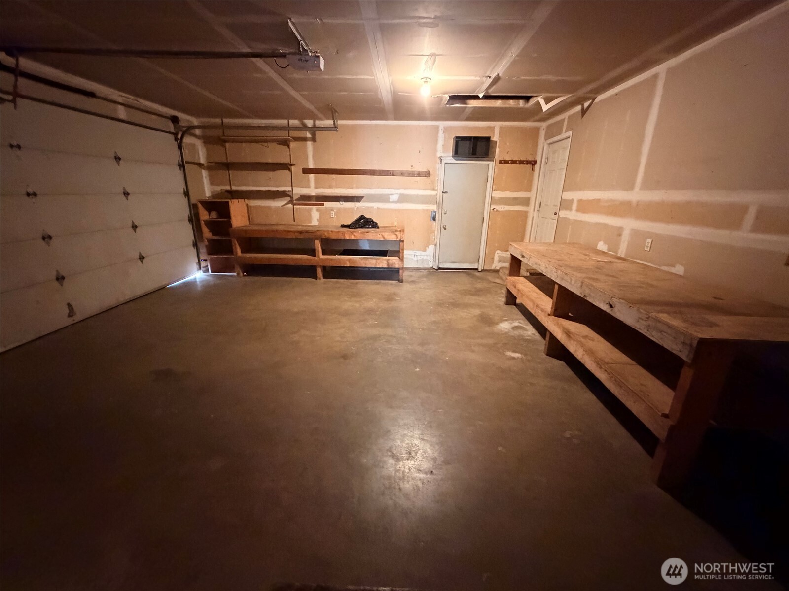 319 6th Street Property Photo 25