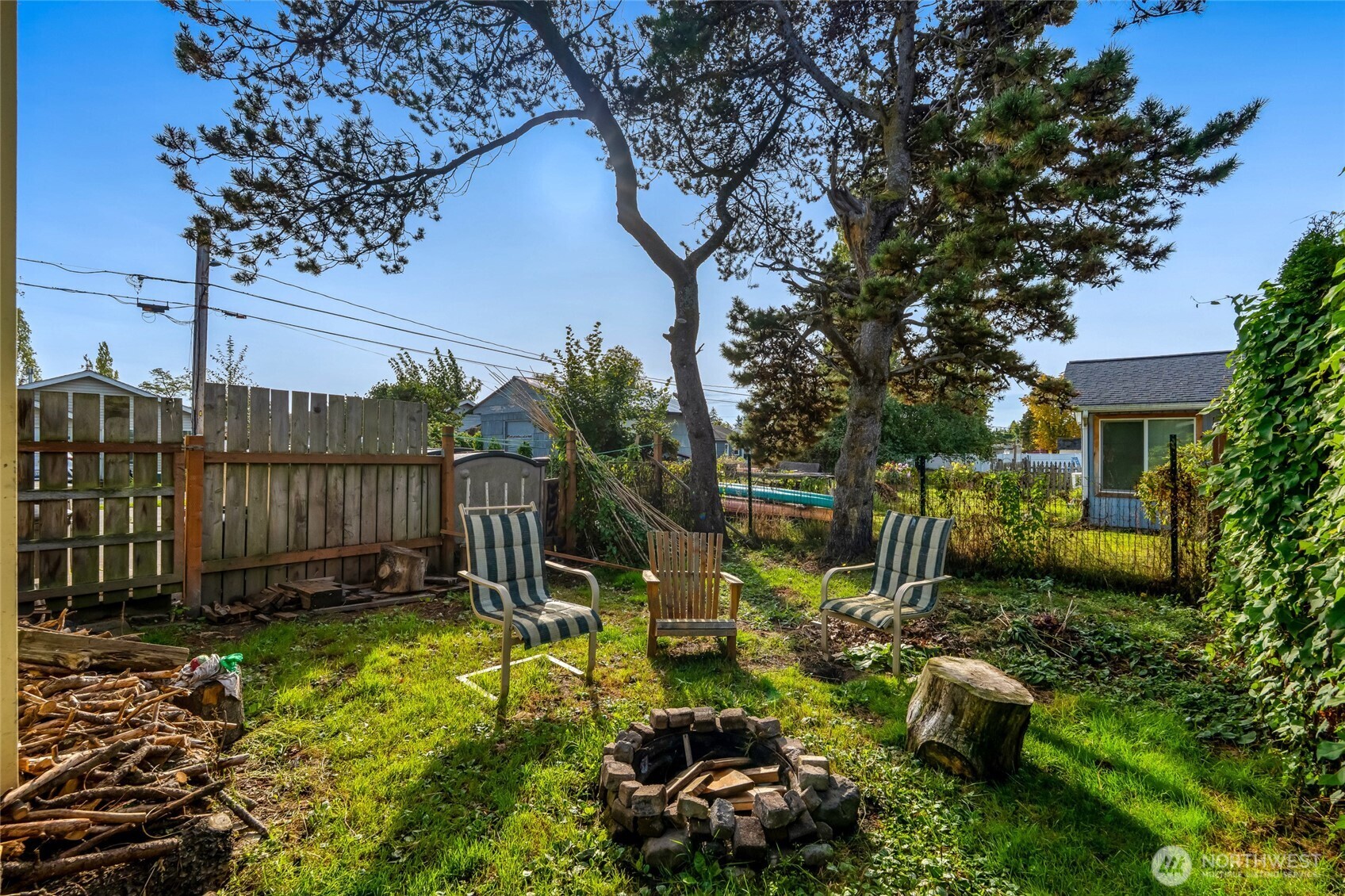 319 6th Street Property Photo 27