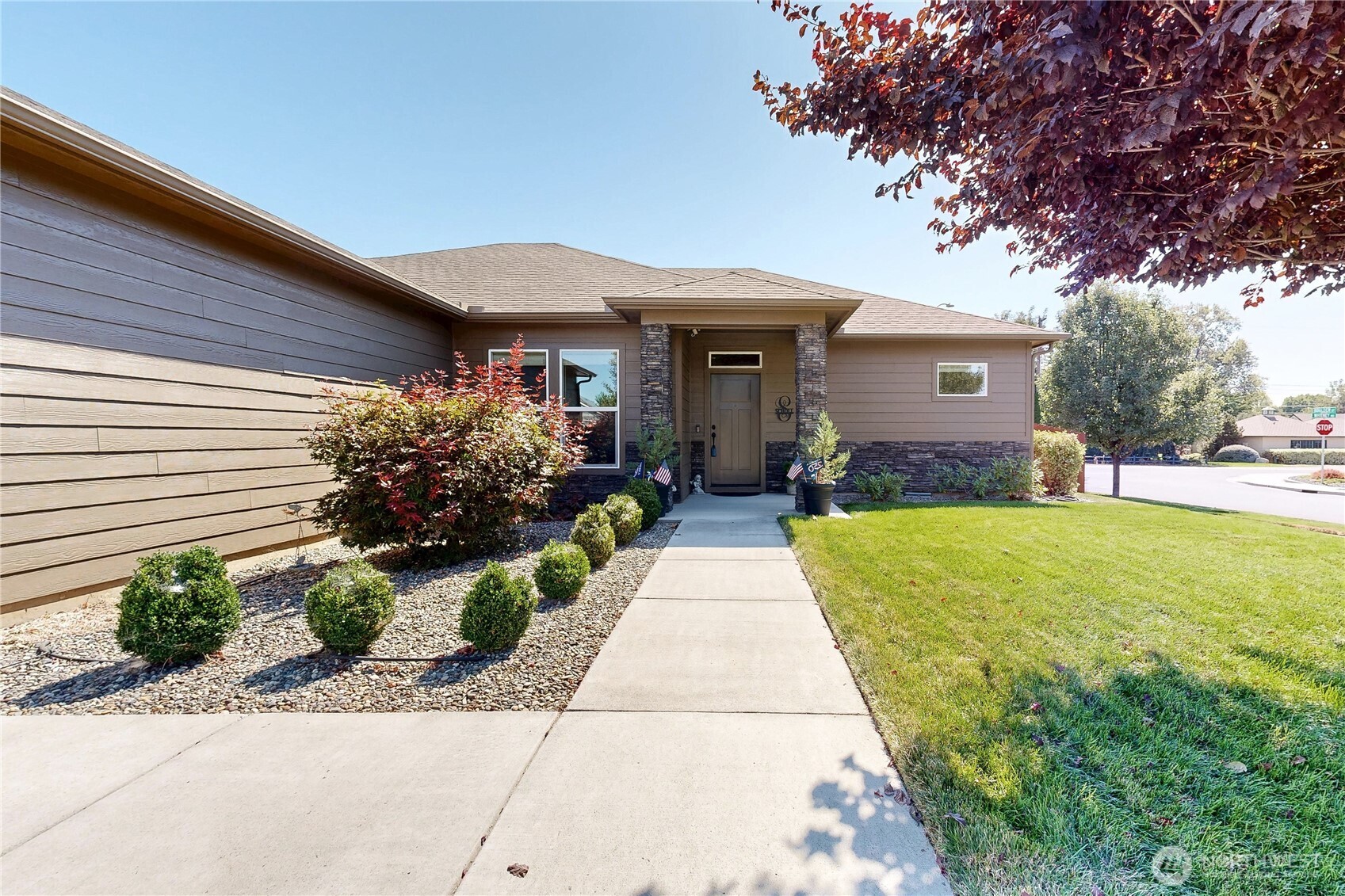 891 Boulder Street Property Photo 2