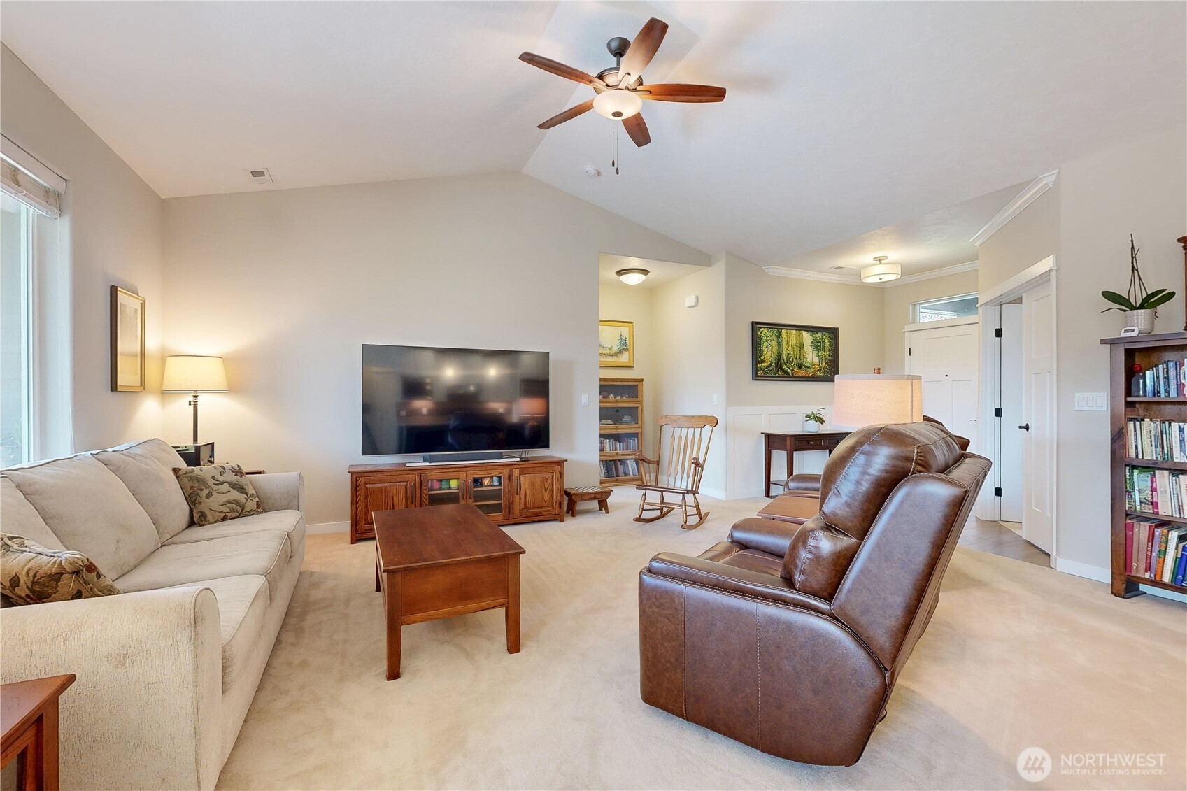 891 Boulder Street Property Photo 5