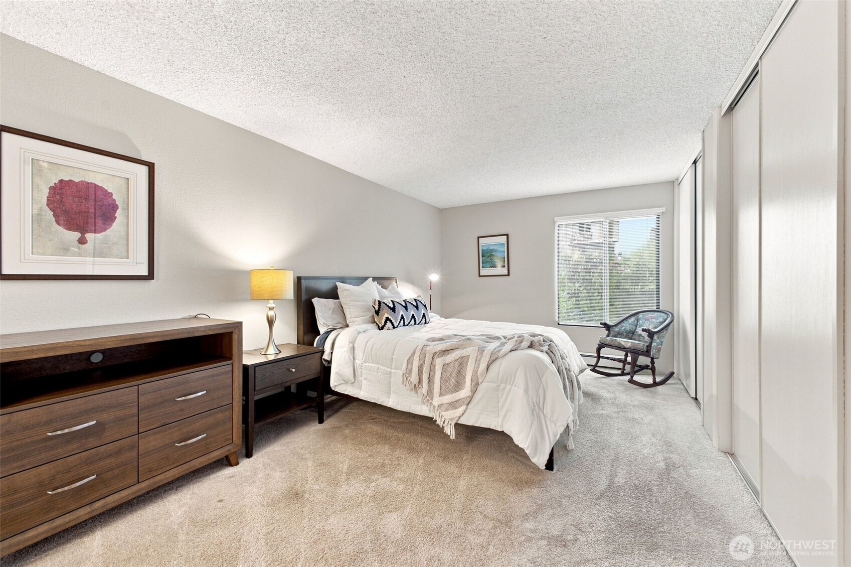 5575 E Evergreen Boulevard 4103 Property Photo 16