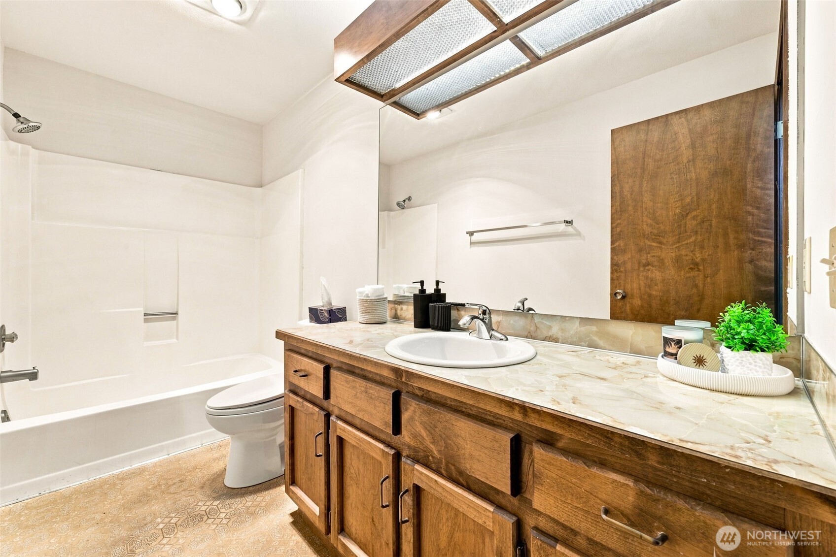 22906 Edmonds Way 7 Property Photo 20