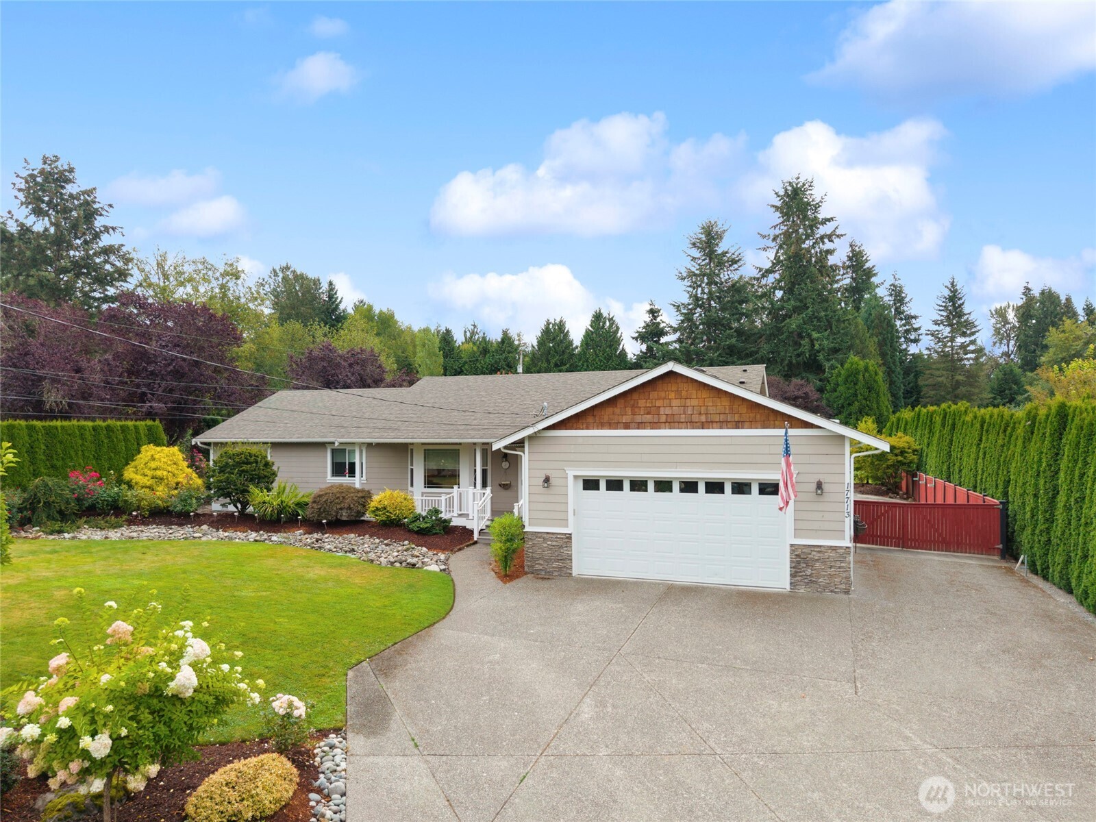 17713 Interurban Boulevard Property Photo 2