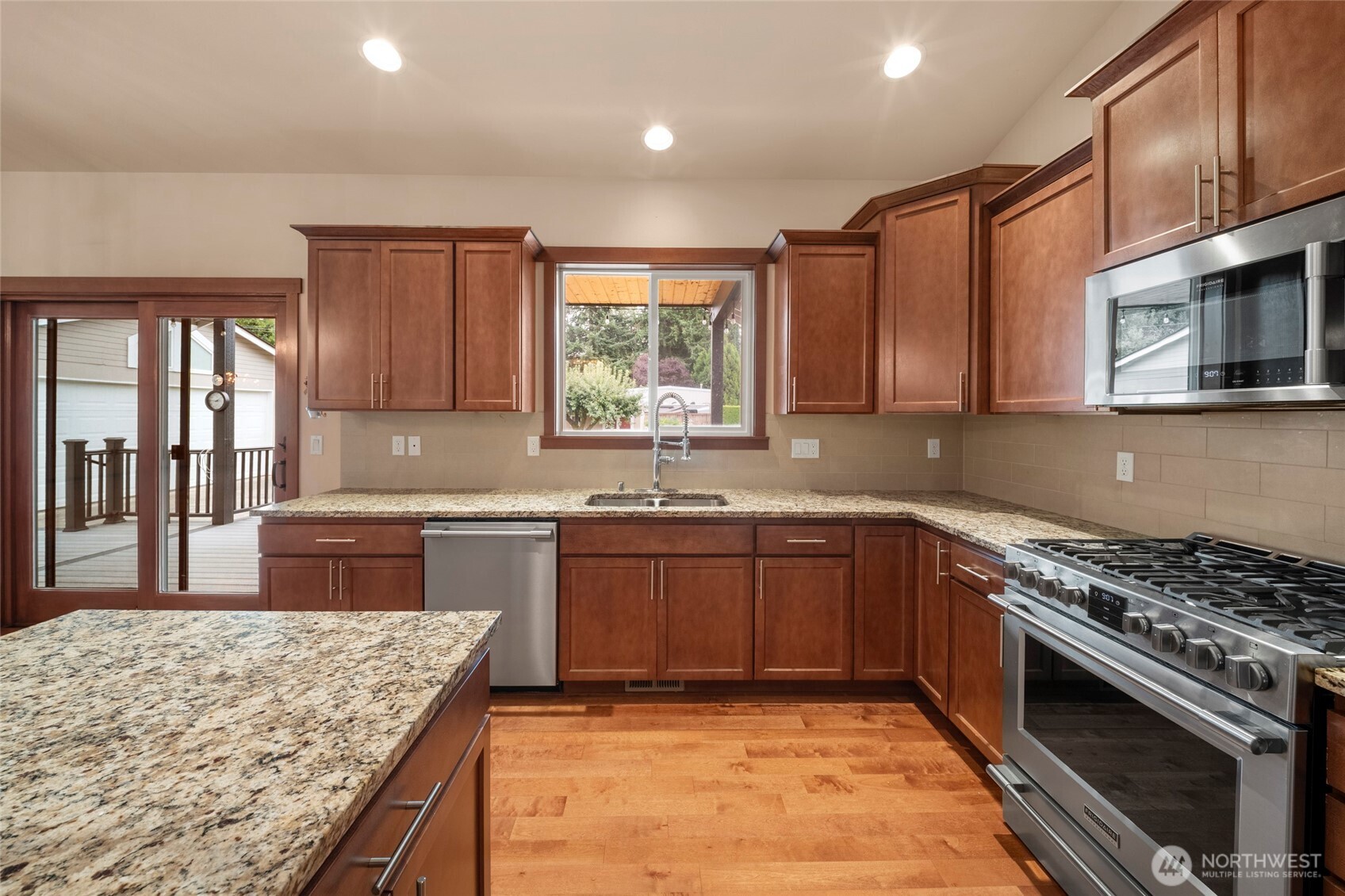 17713 Interurban Boulevard Property Photo 14
