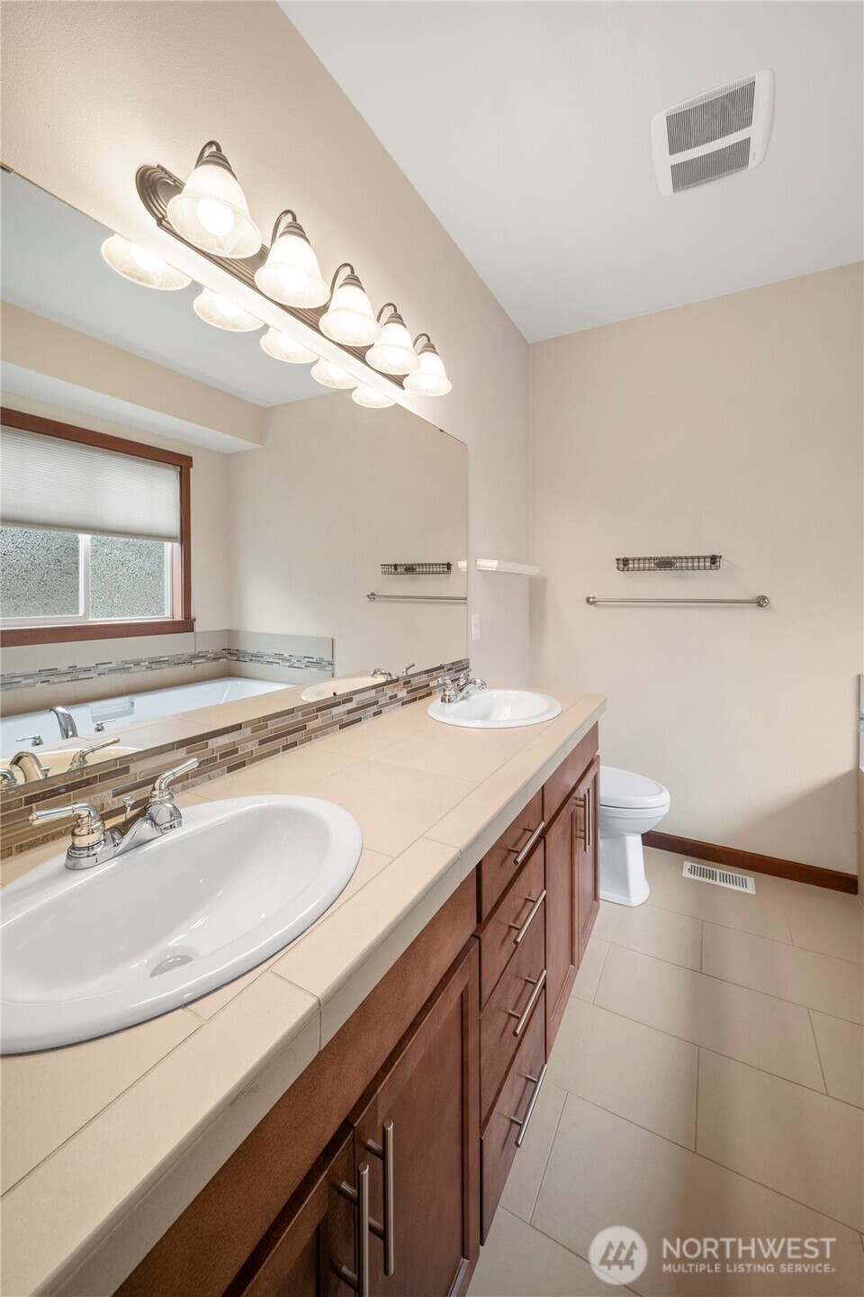 17713 Interurban Boulevard Property Photo 21