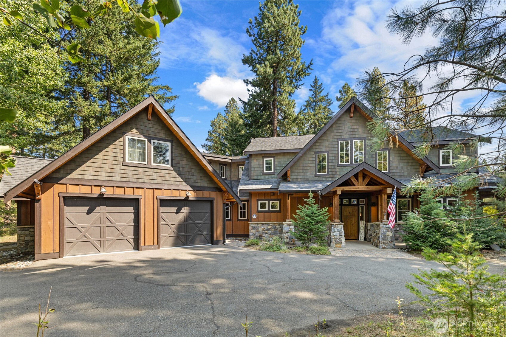 991 Larkspur Loop Property Photo 1