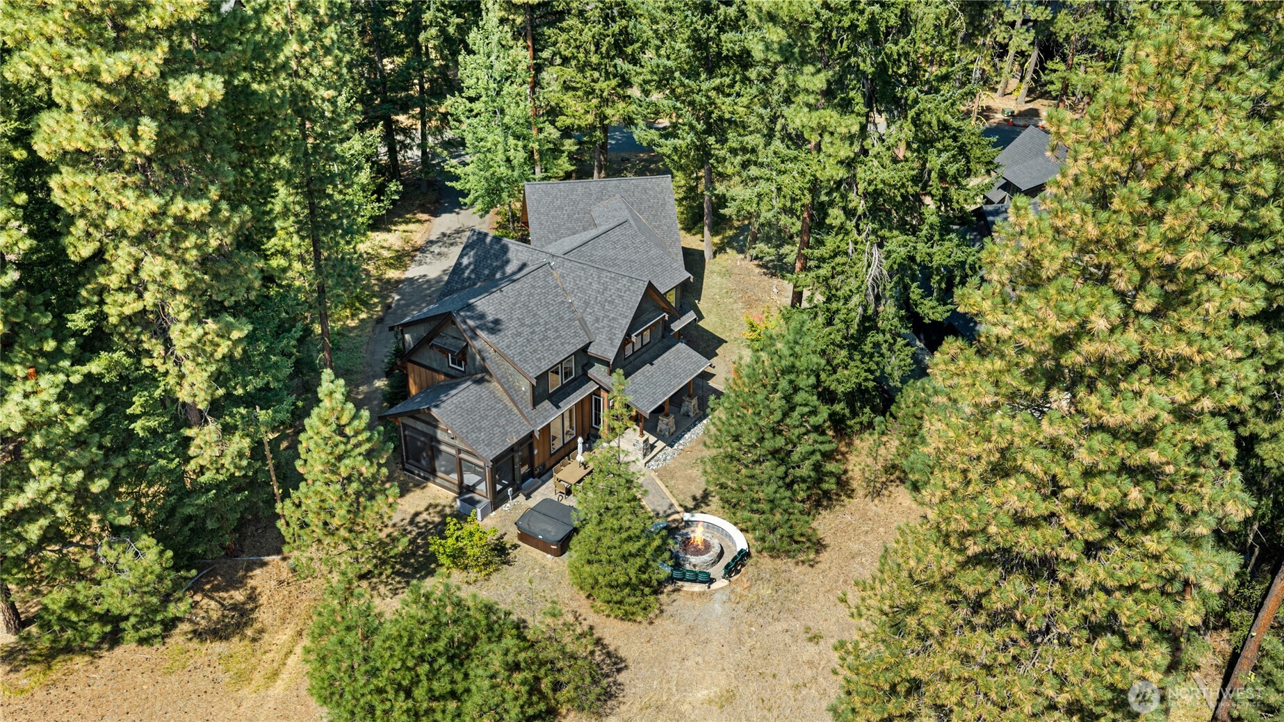 991 Larkspur Loop Property Photo 16