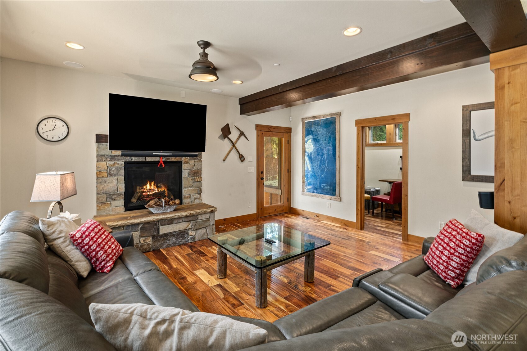 991 Larkspur Loop Property Photo 18