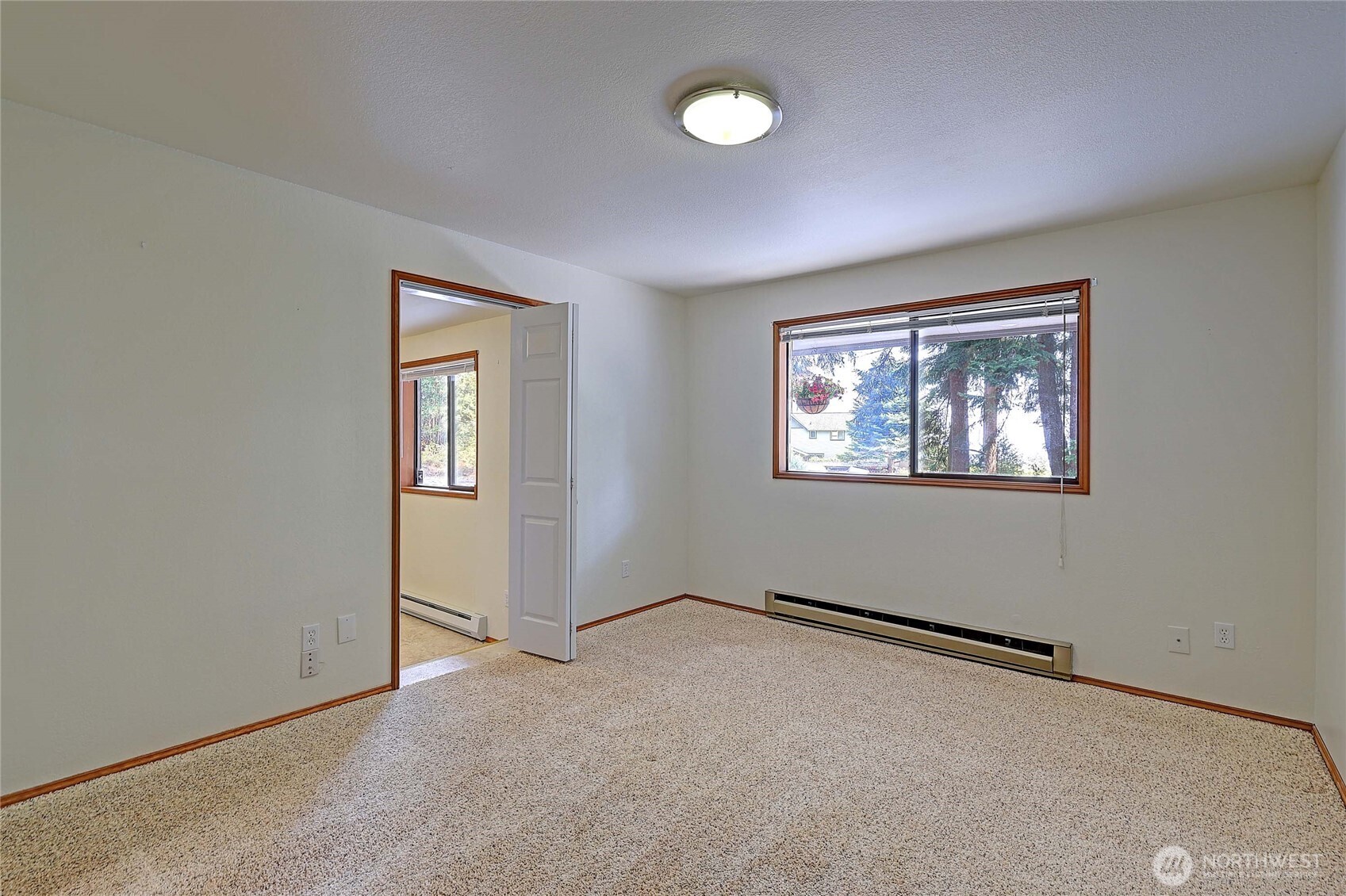 1054 Michael Way Property Photo 21