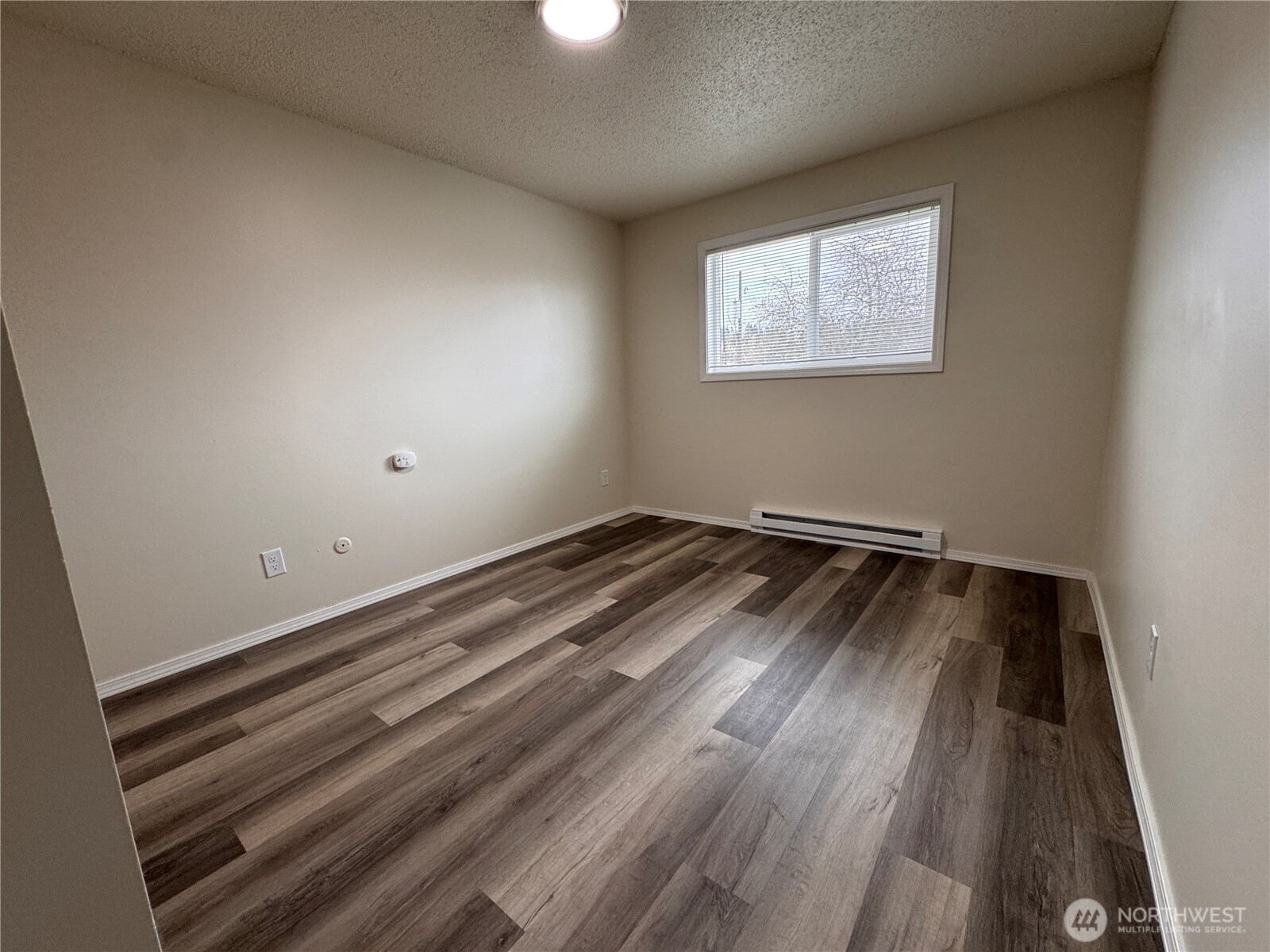 624 W Cedar Street 8 Property Photo 6