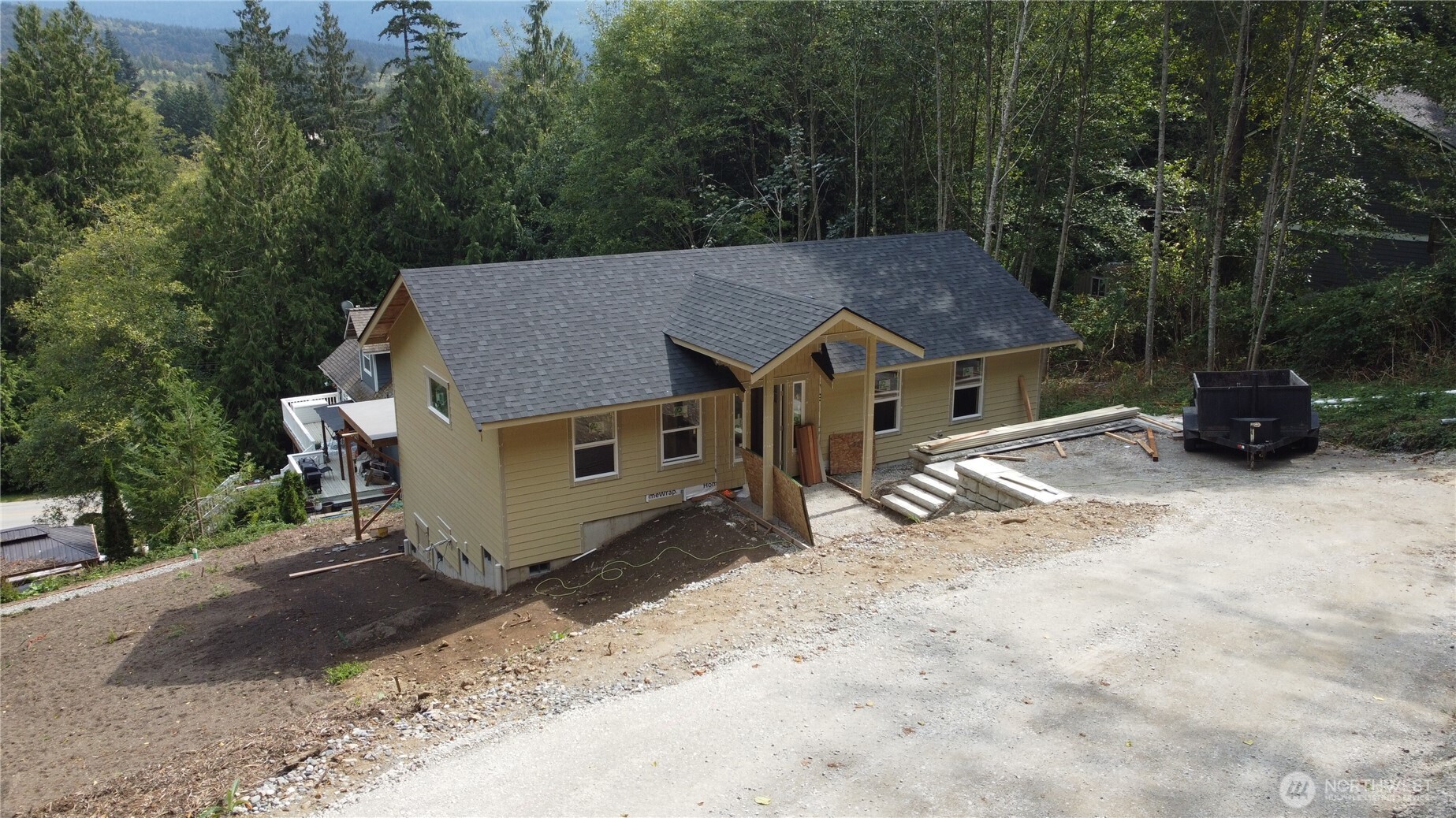 392 W Alder Drive Property Photo 4