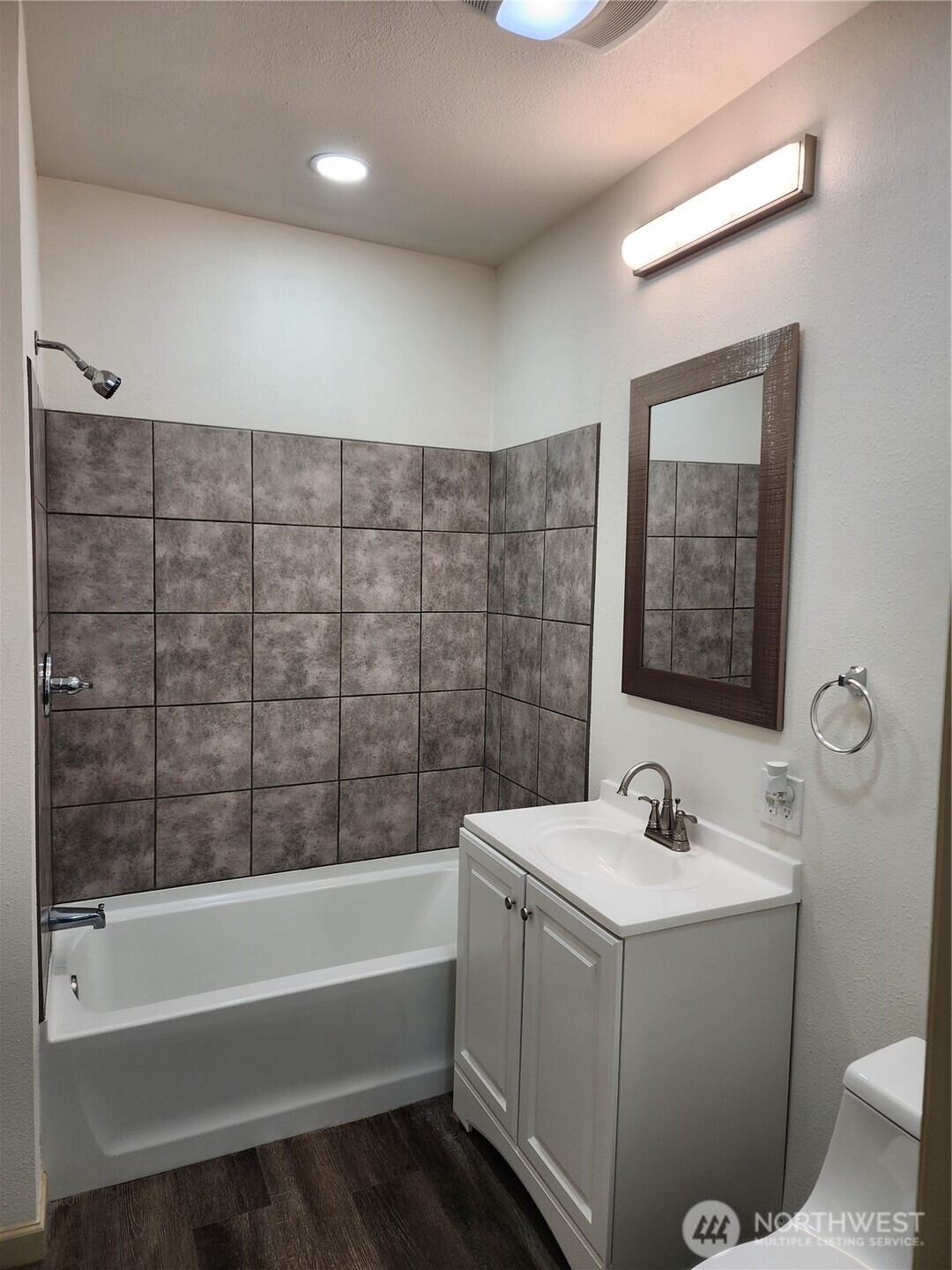 1408 S. 5th Property Photo 13
