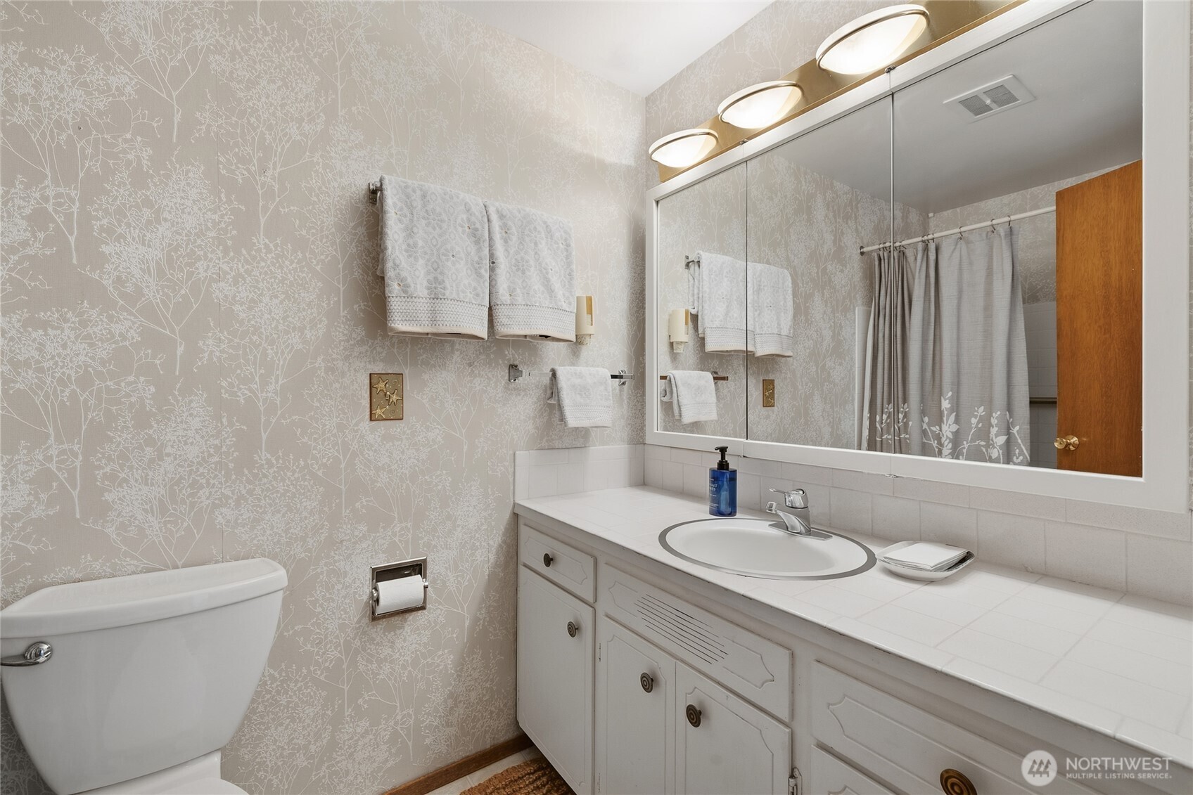 7409 S 15th Street Property Photo 13