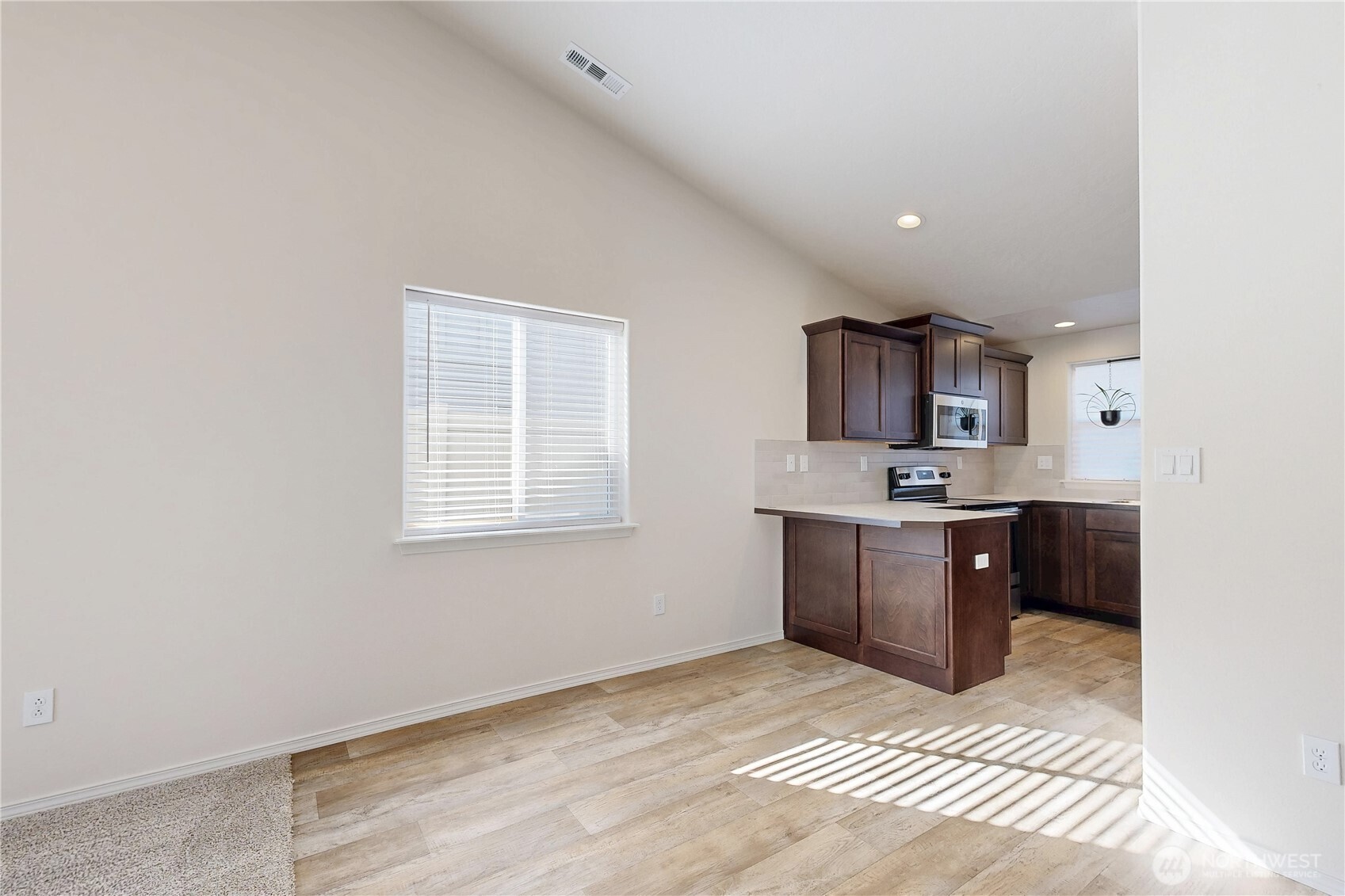 1494 Michele Avenue Property Photo 8