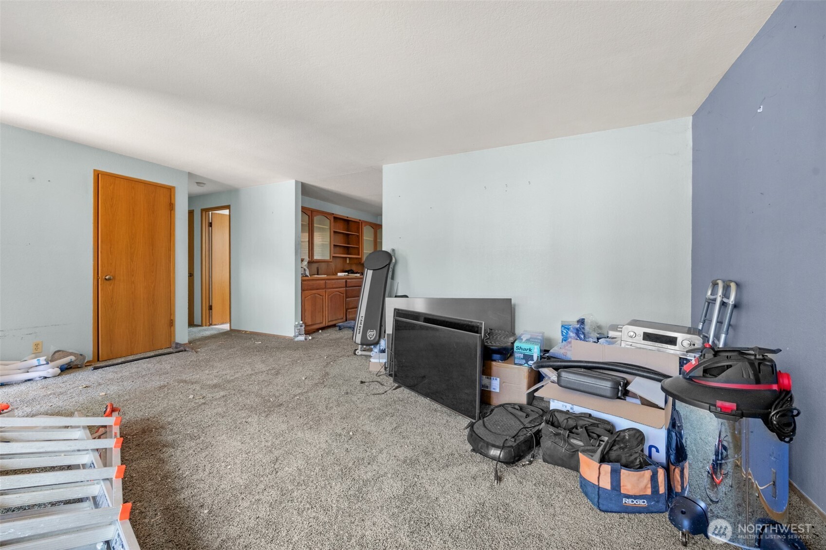 12933 234th Street Property Photo 5