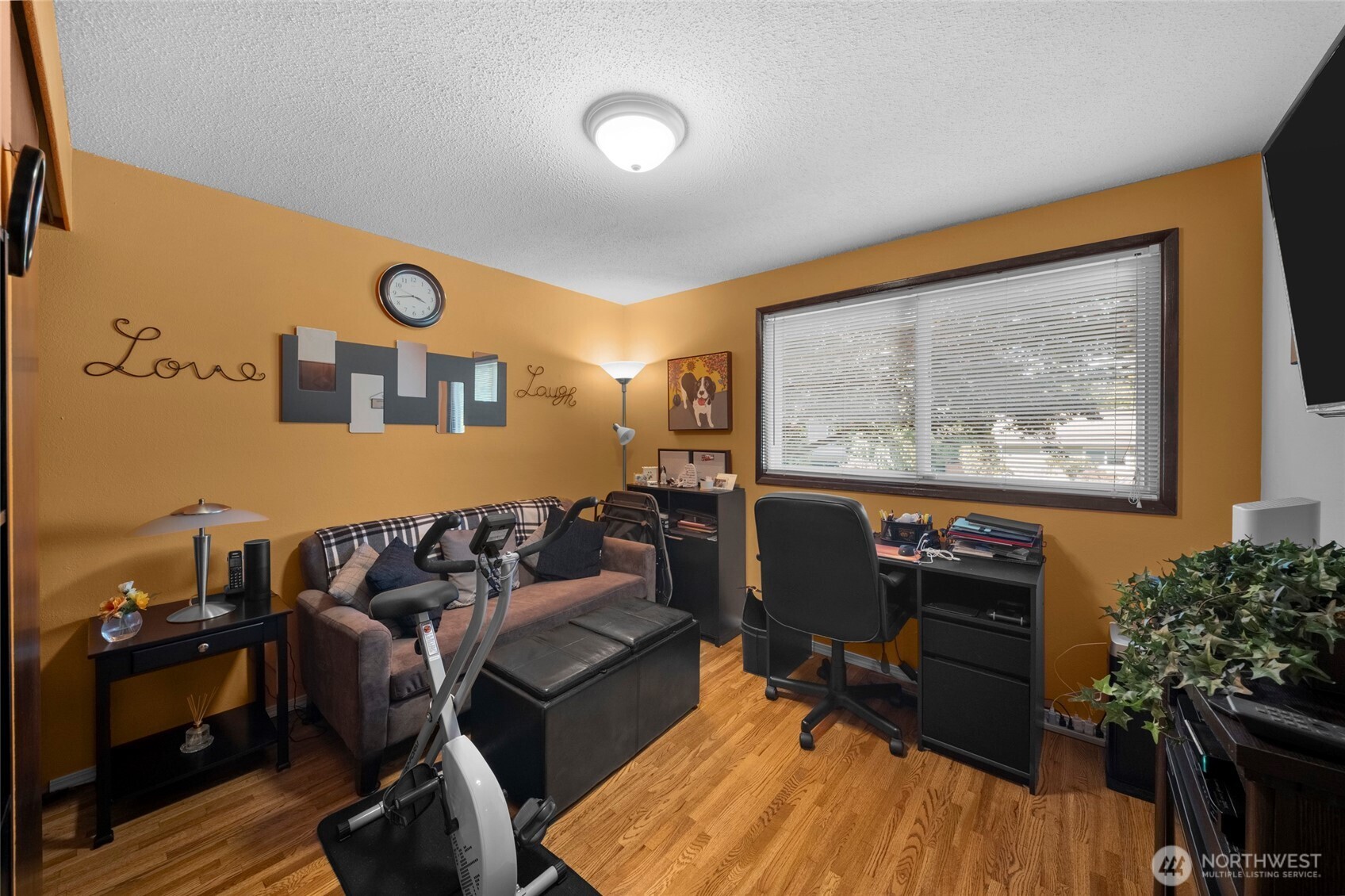1921 Parkwood Drive Property Photo 18