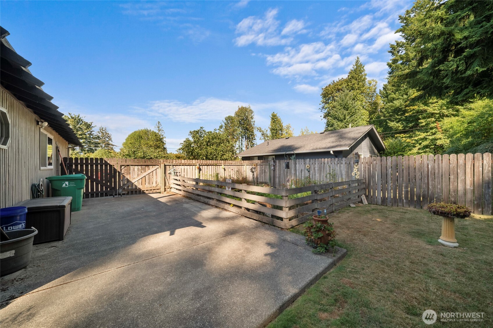 1921 Parkwood Drive Property Photo 23