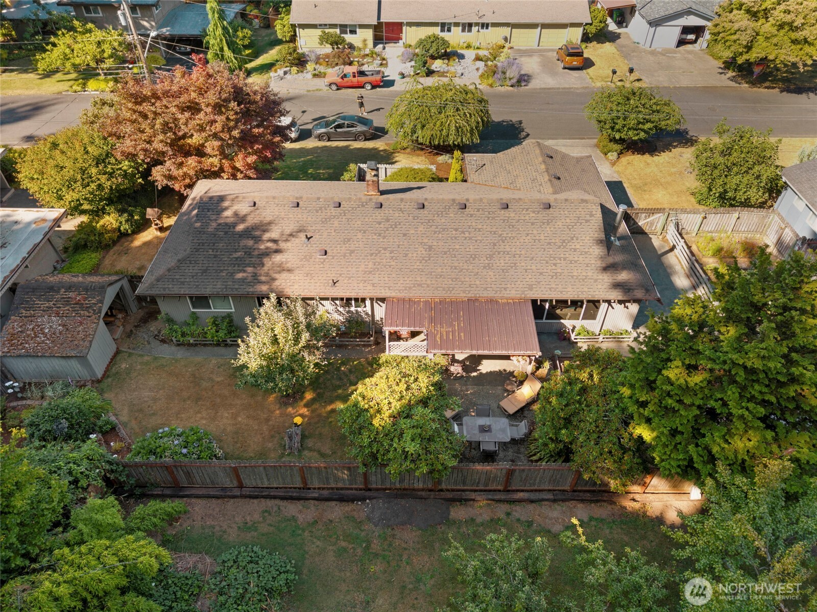 1921 Parkwood Drive Property Photo 25