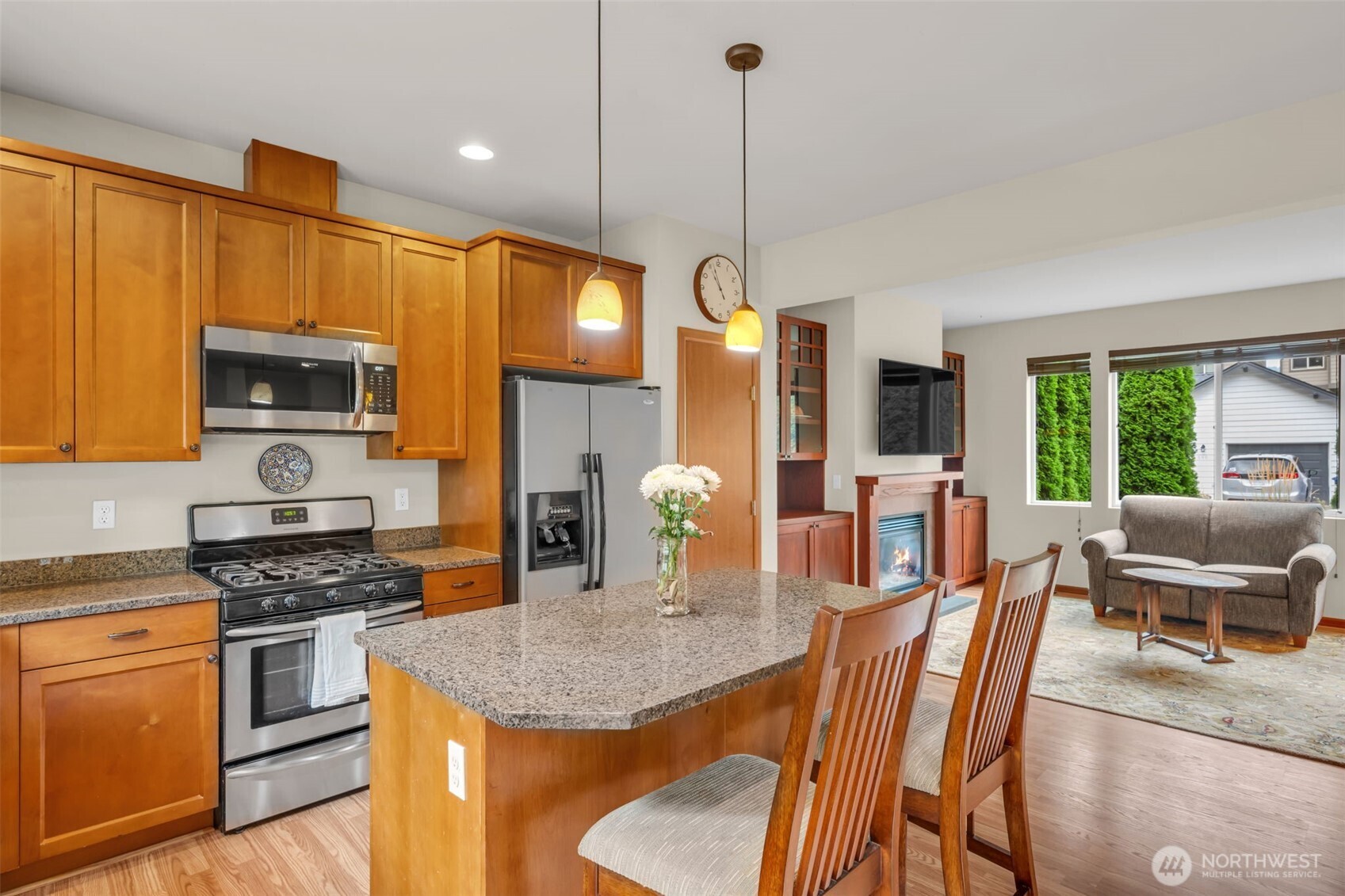 160 6th Avenue Property Photo 6