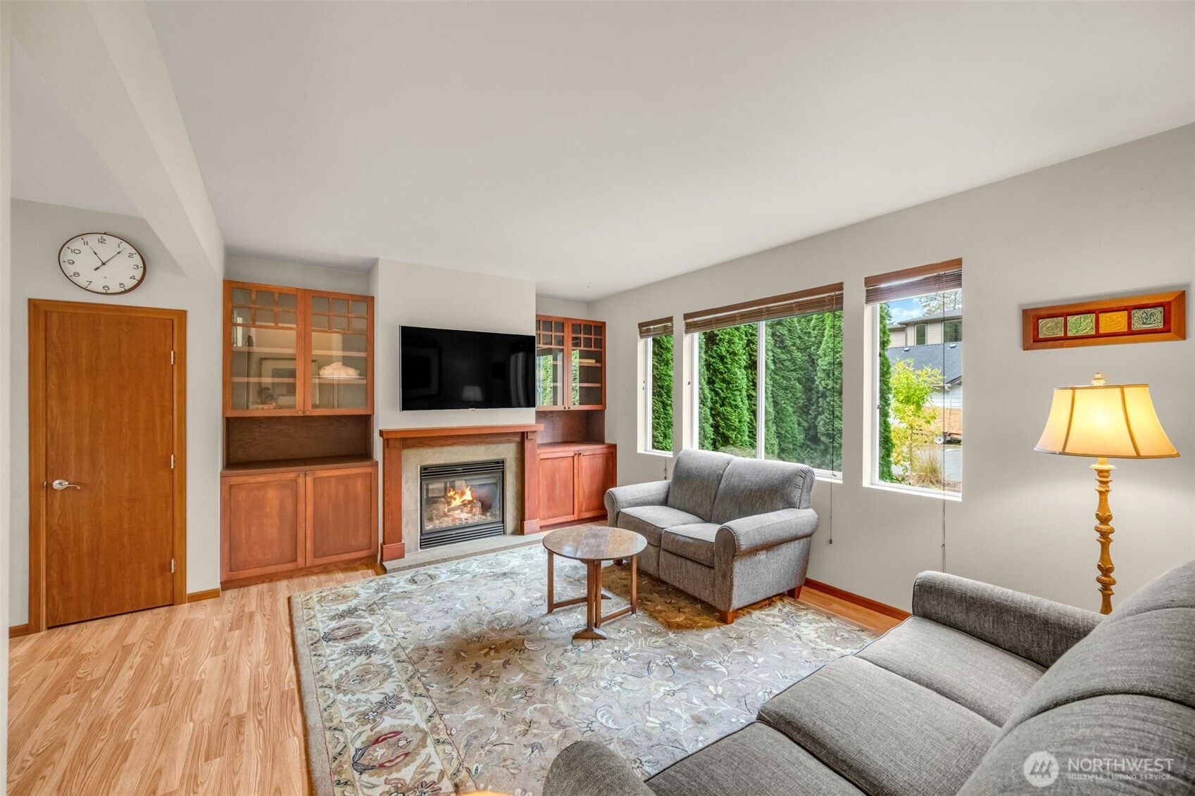 160 6th Avenue Property Photo 11