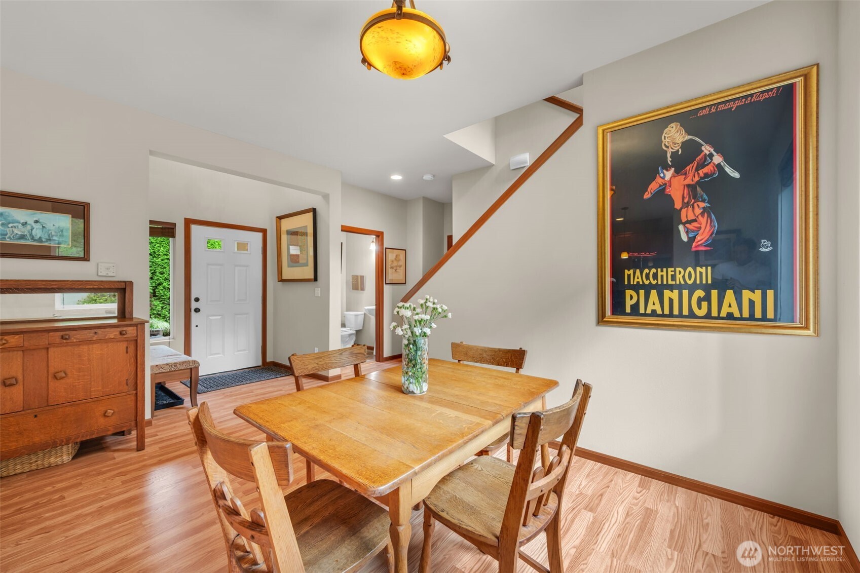 160 6th Avenue Property Photo 15
