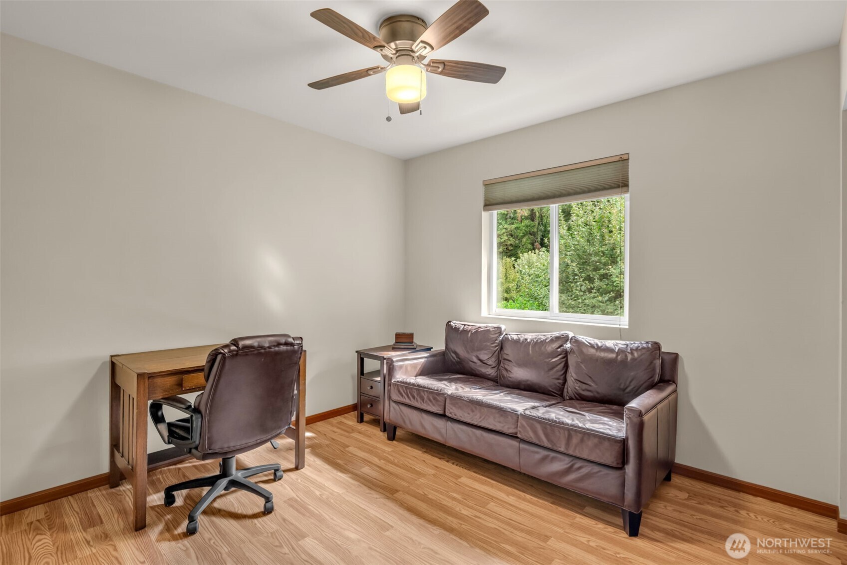 160 6th Avenue Property Photo 23