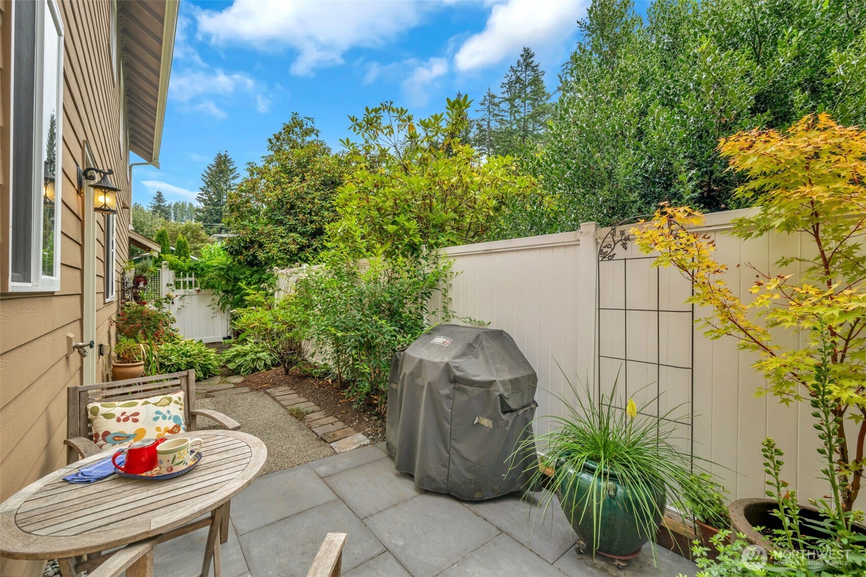 160 6th Avenue Property Photo 29