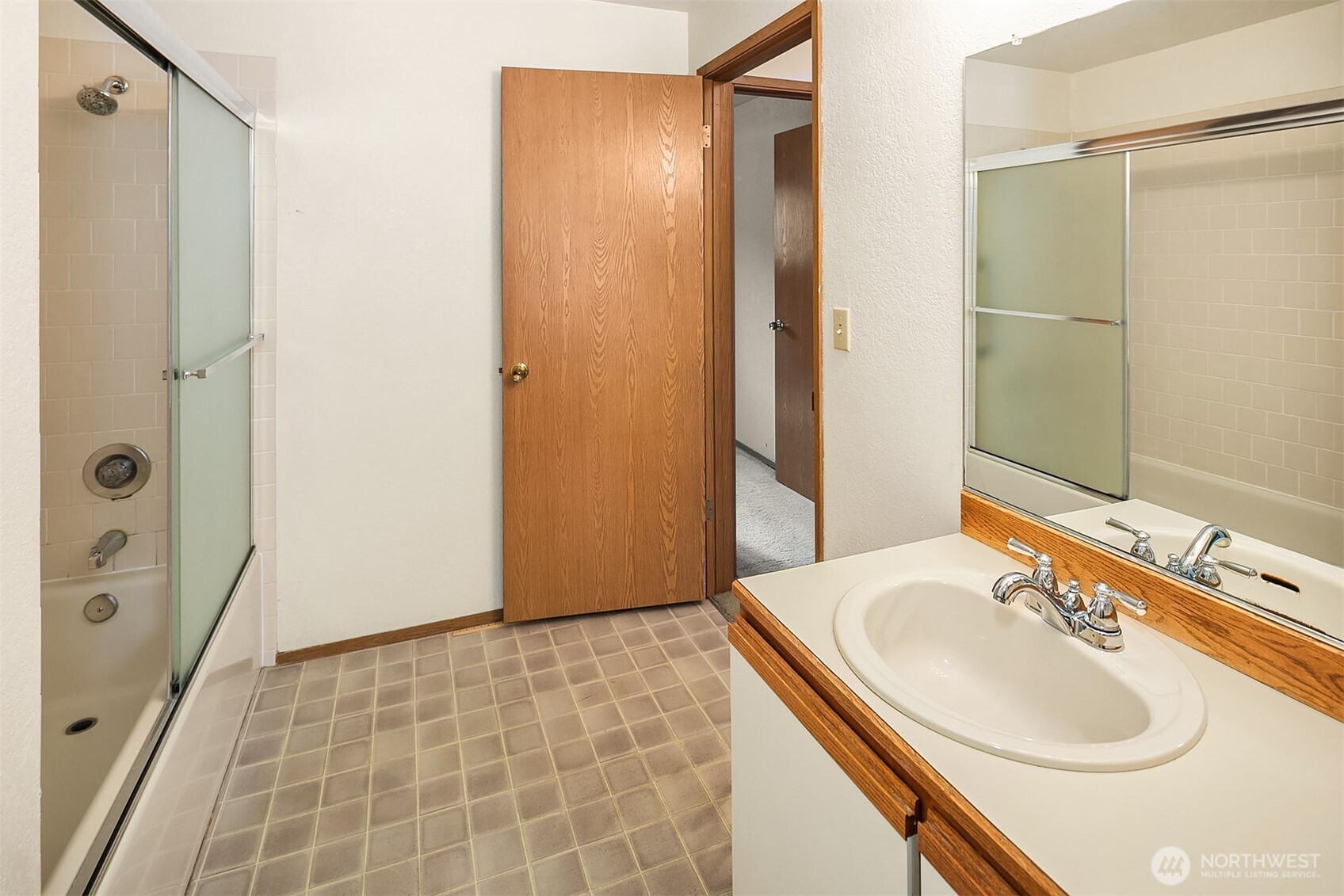 10838 E Riverside Drive C102 Property Photo 10