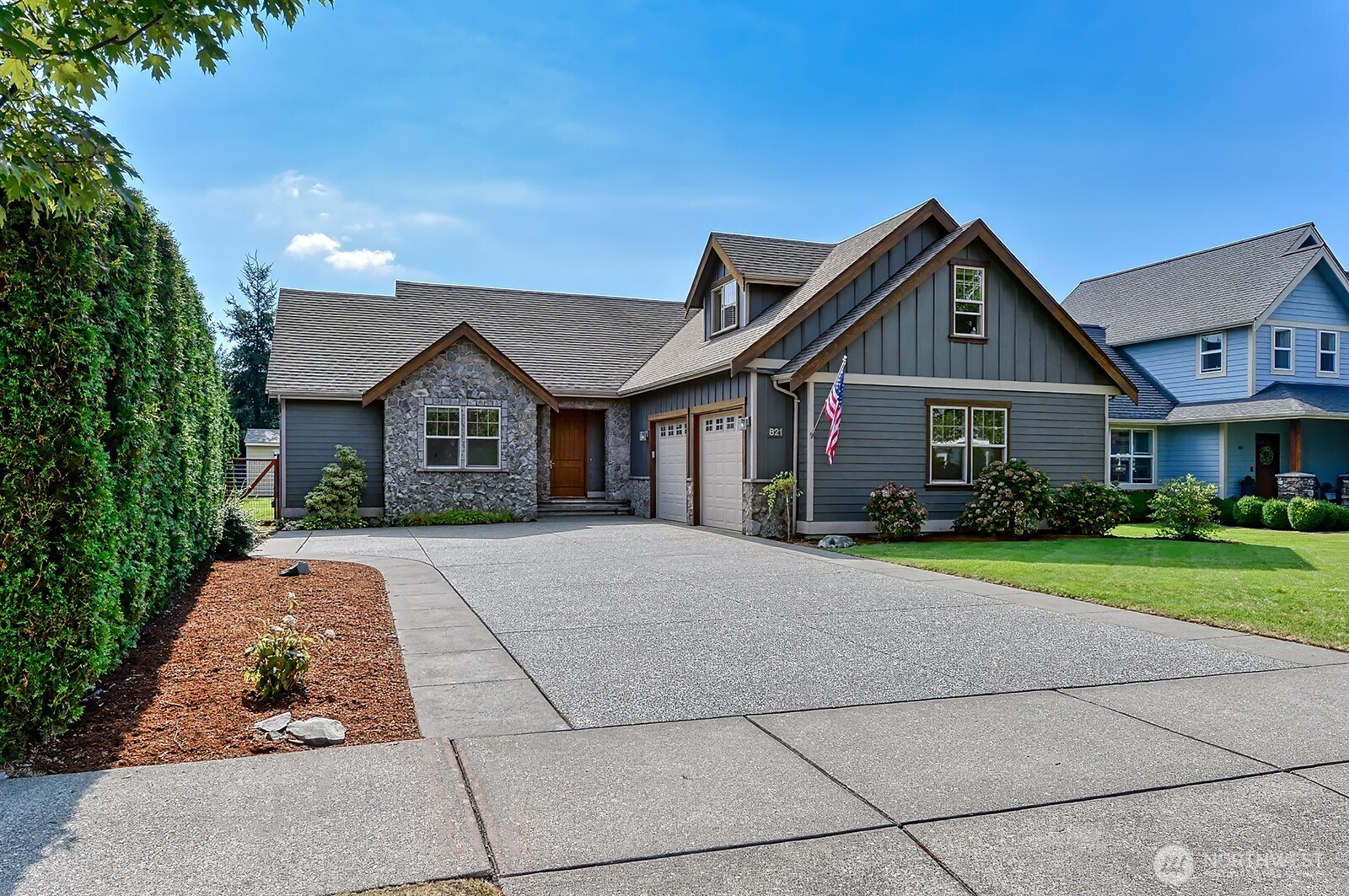 821 Red Maple Loop Property Photo 1