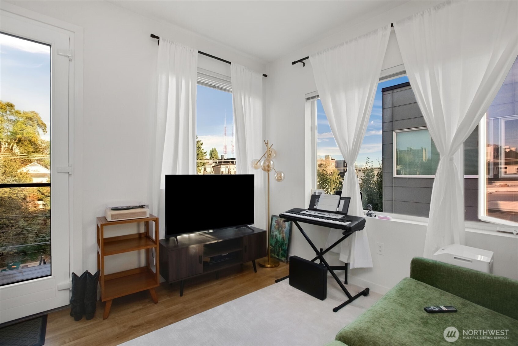 121 12th Avenue 506 Property Photo 38