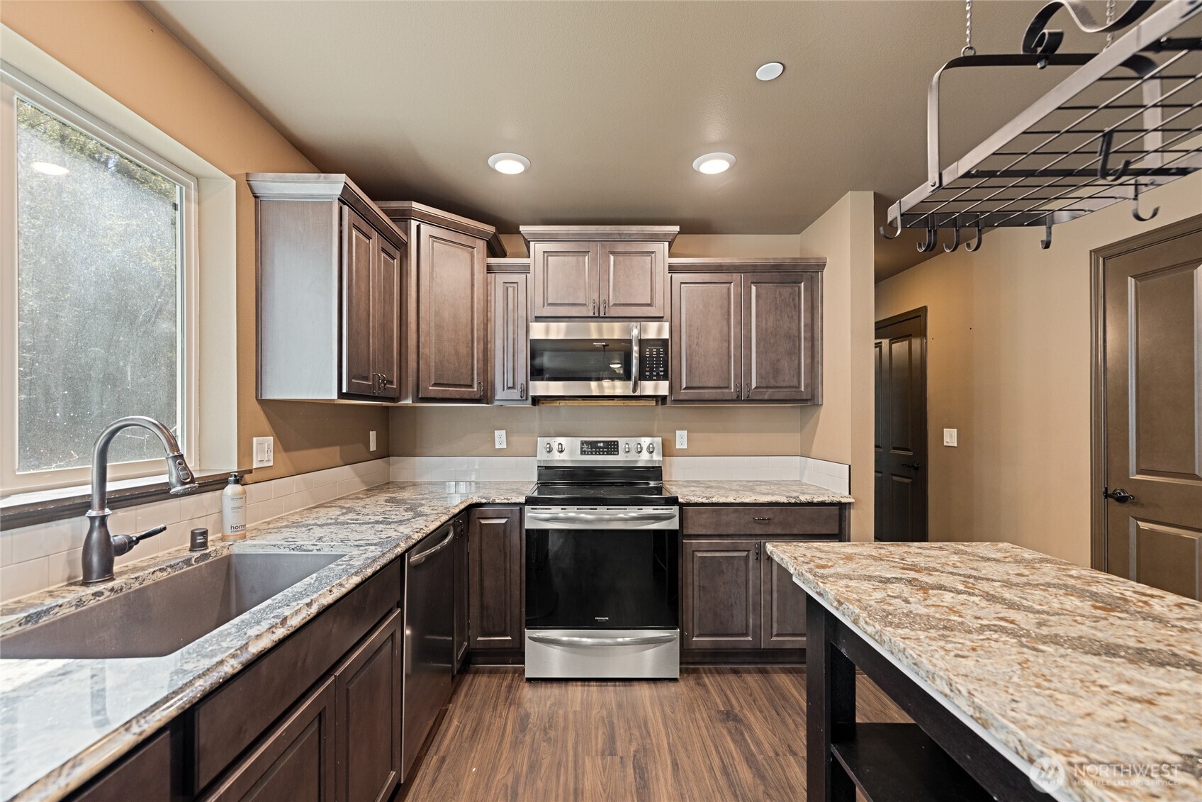 16908 61st Street Property Photo 16