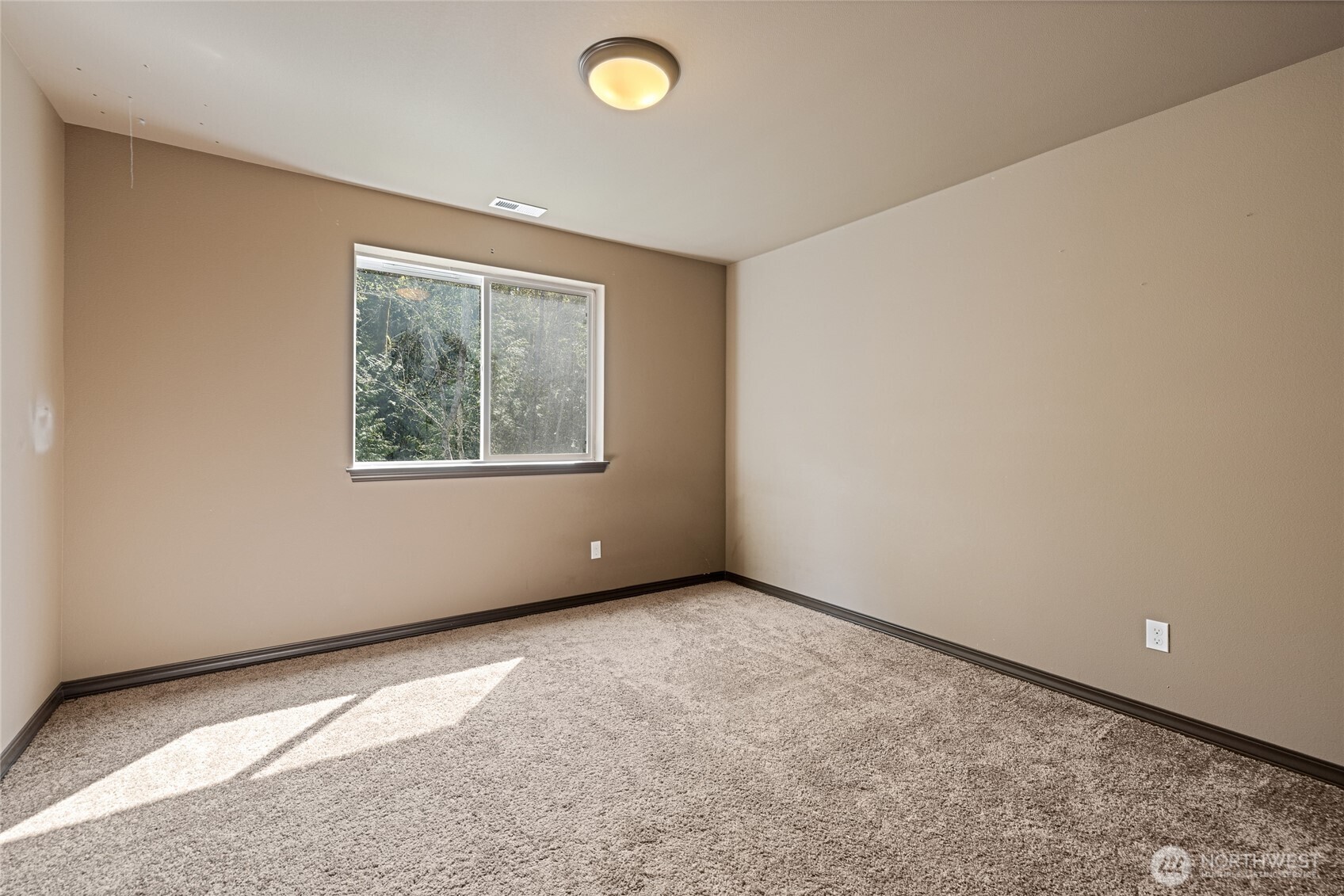 16908 61st Street Property Photo 25