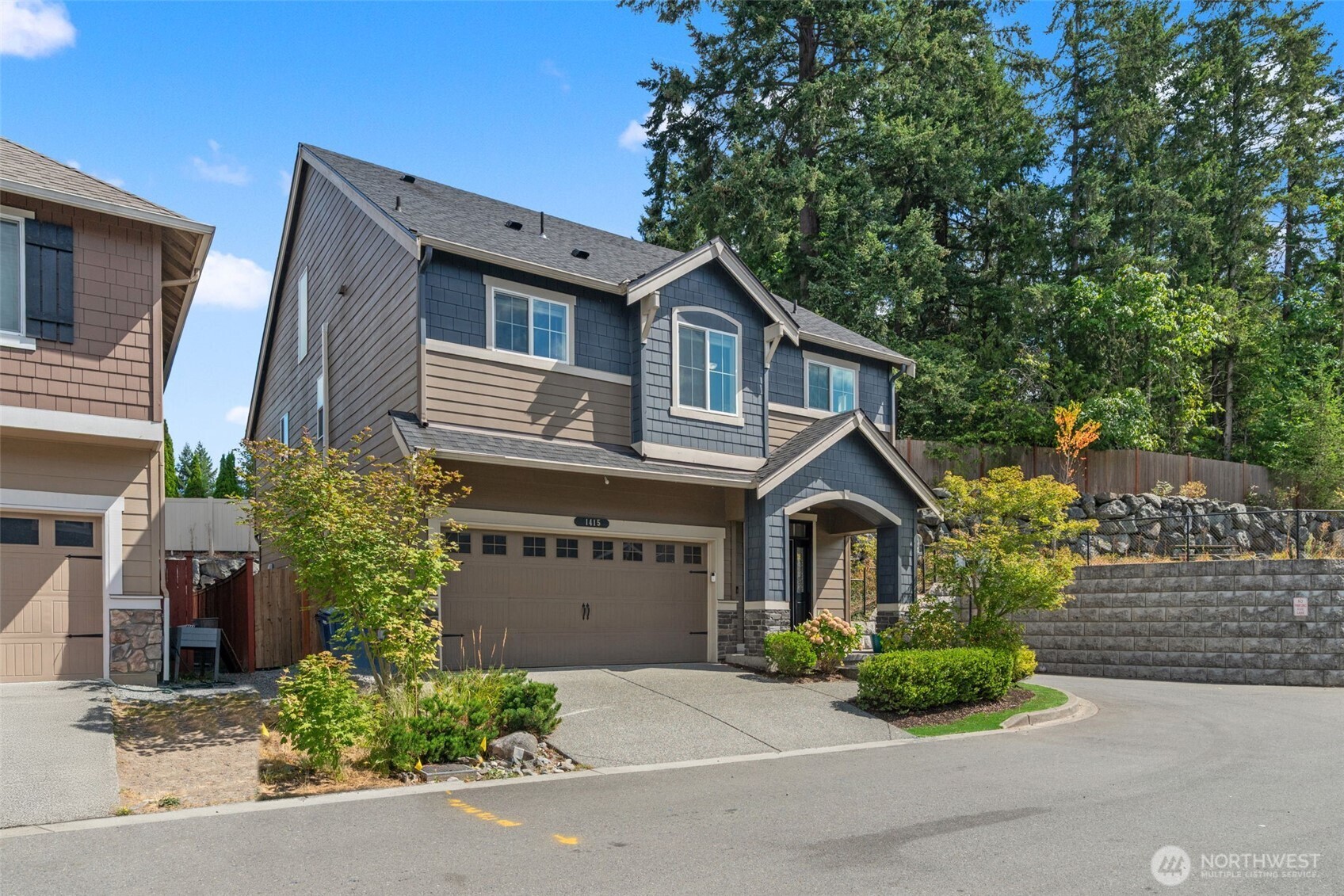 1415 192nd Place Property Photo 2