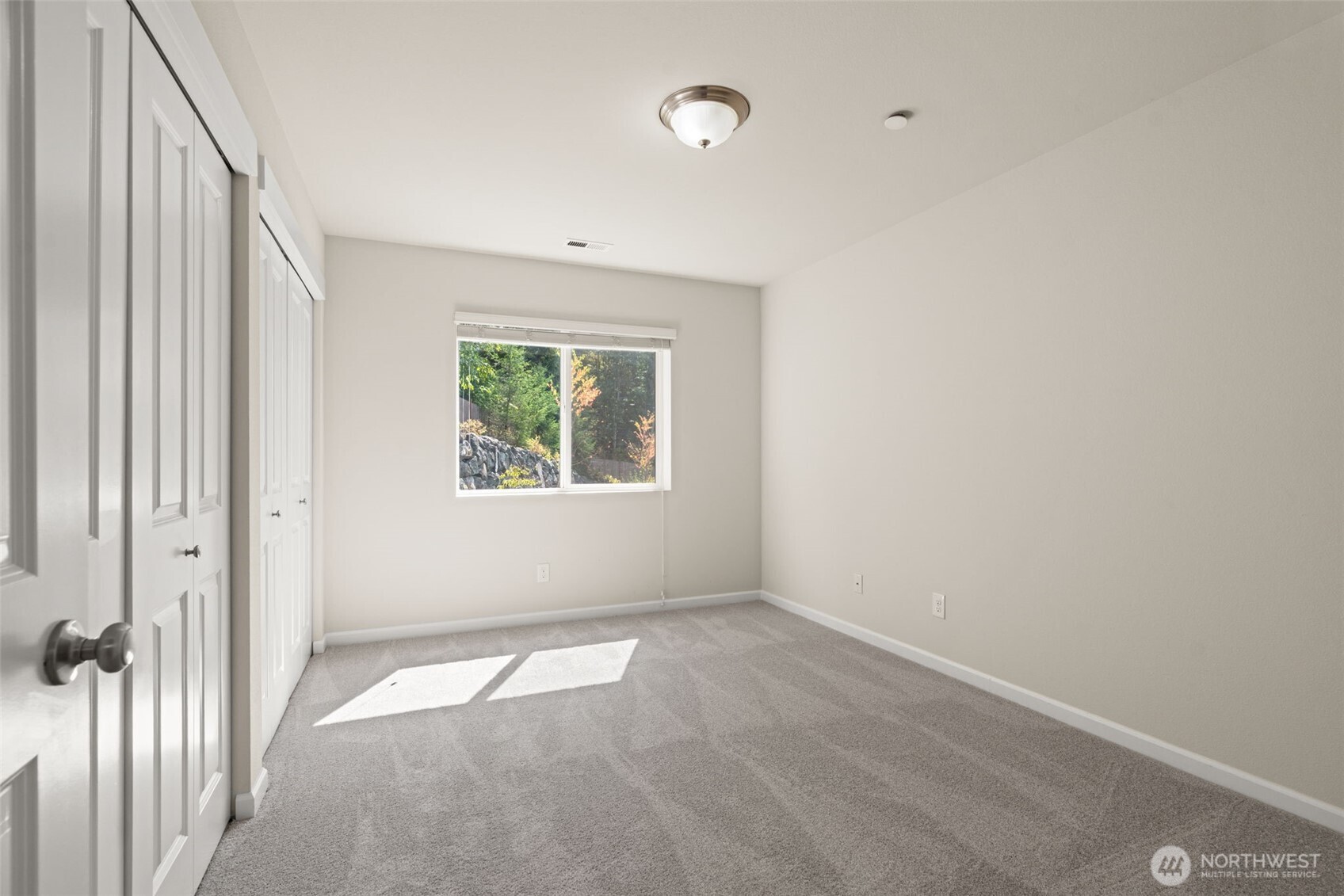 1415 192nd Place Property Photo 21