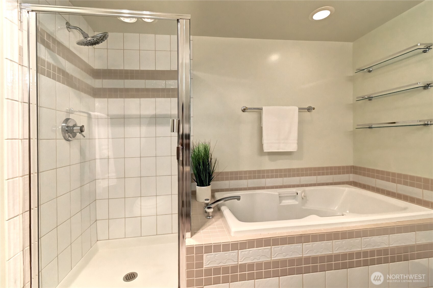 11011 Ne 12th Street 202 Property Photo 15