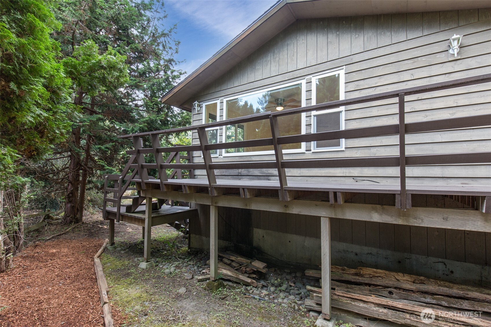 334 Dungeness Meadows Property Photo 8