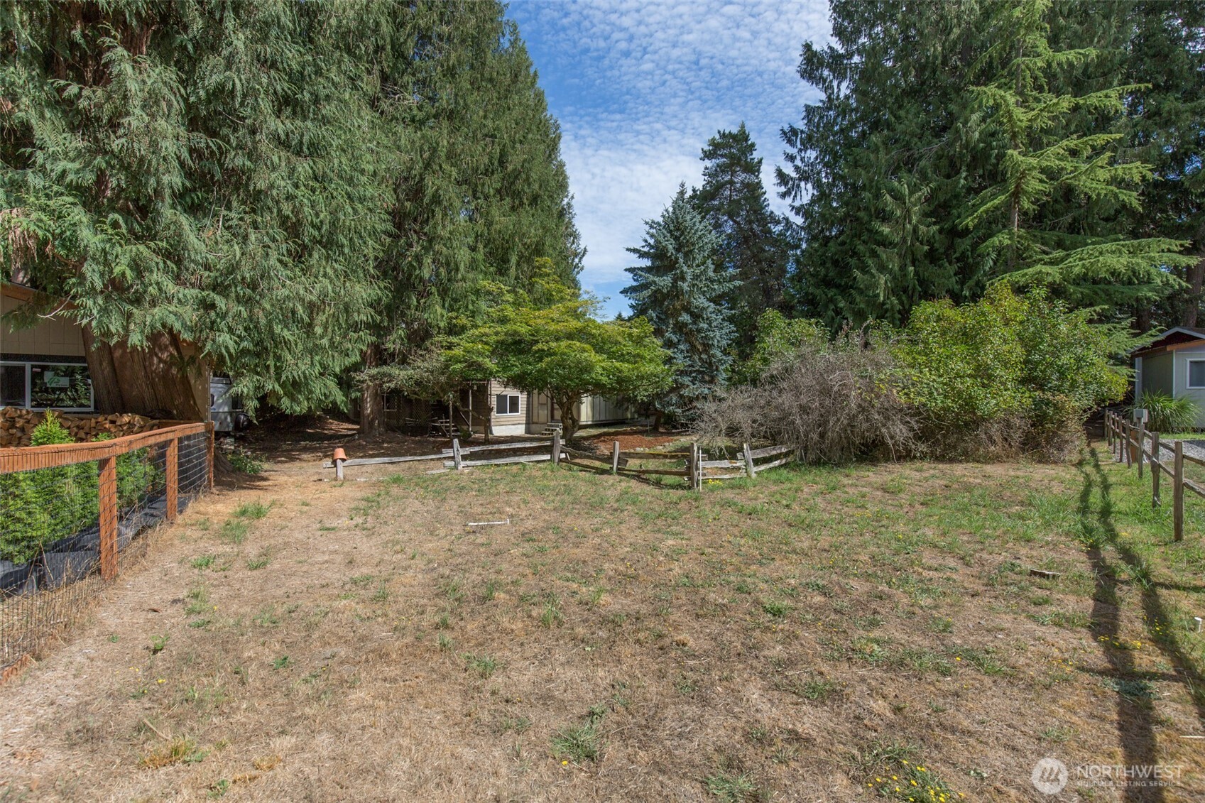 334 Dungeness Meadows Property Photo 11