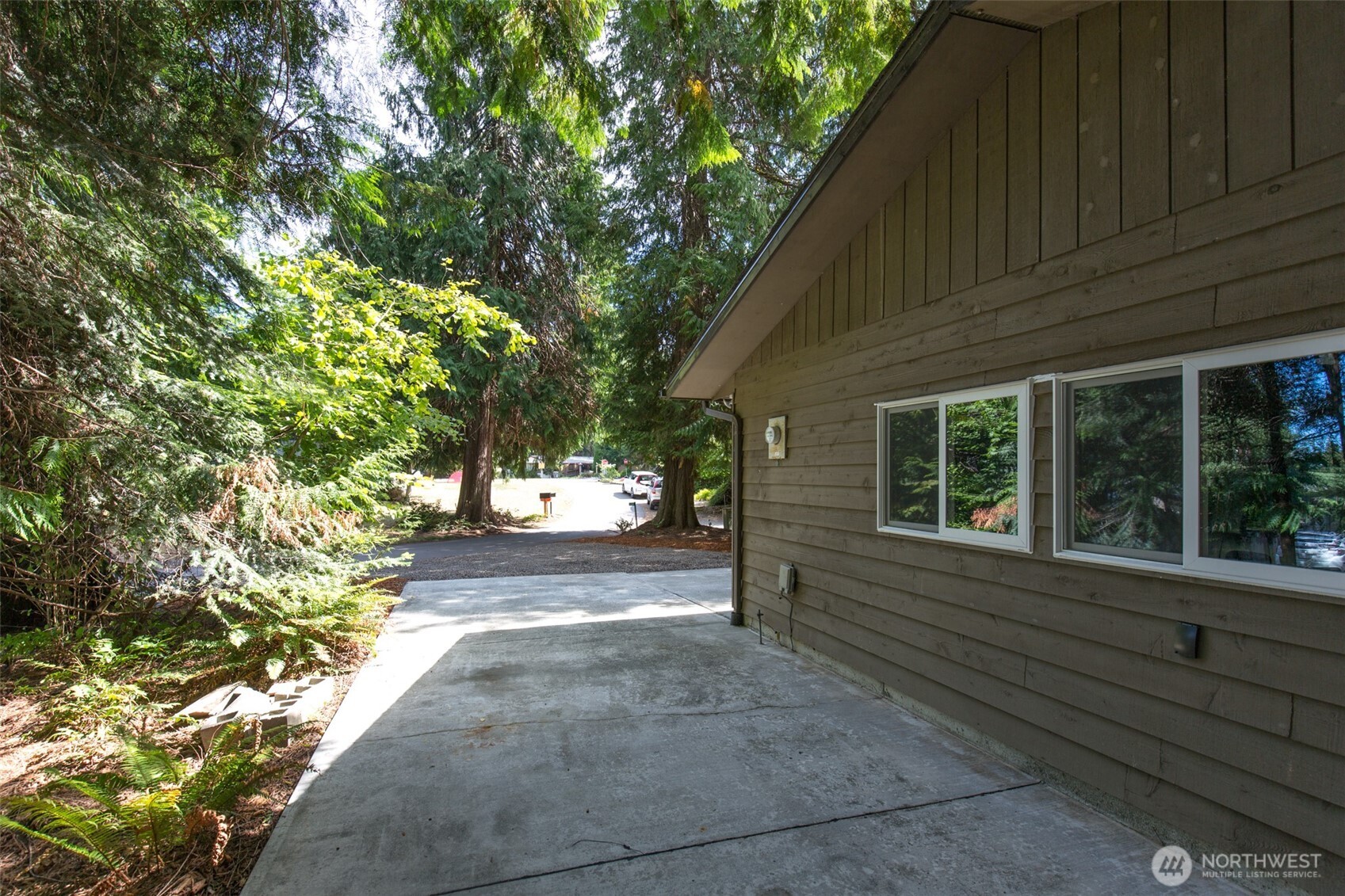 334 Dungeness Meadows Property Photo 16