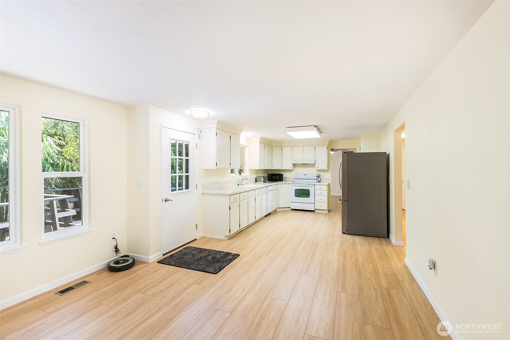 334 Dungeness Meadows Property Photo 19