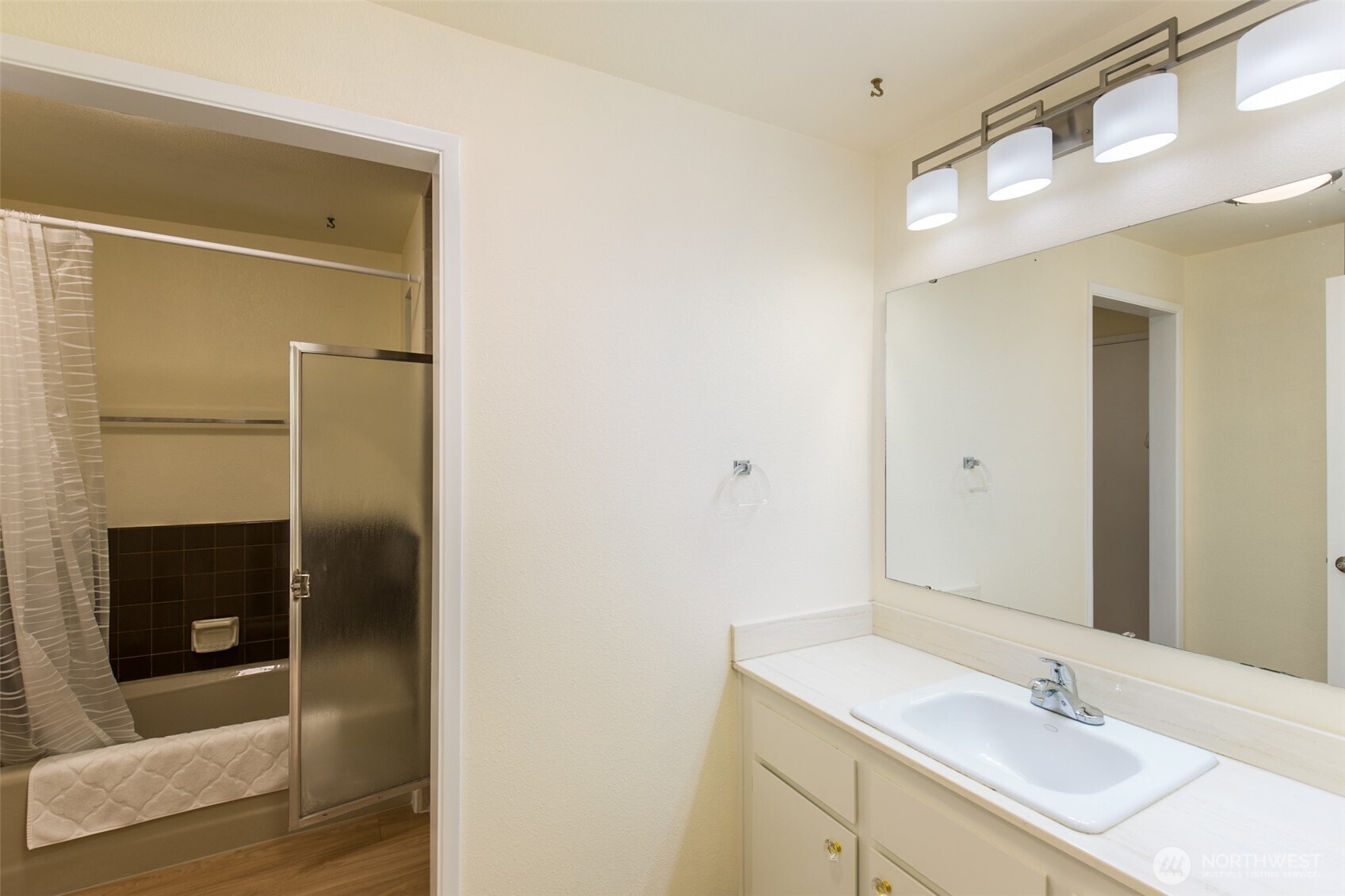 334 Dungeness Meadows Property Photo 28