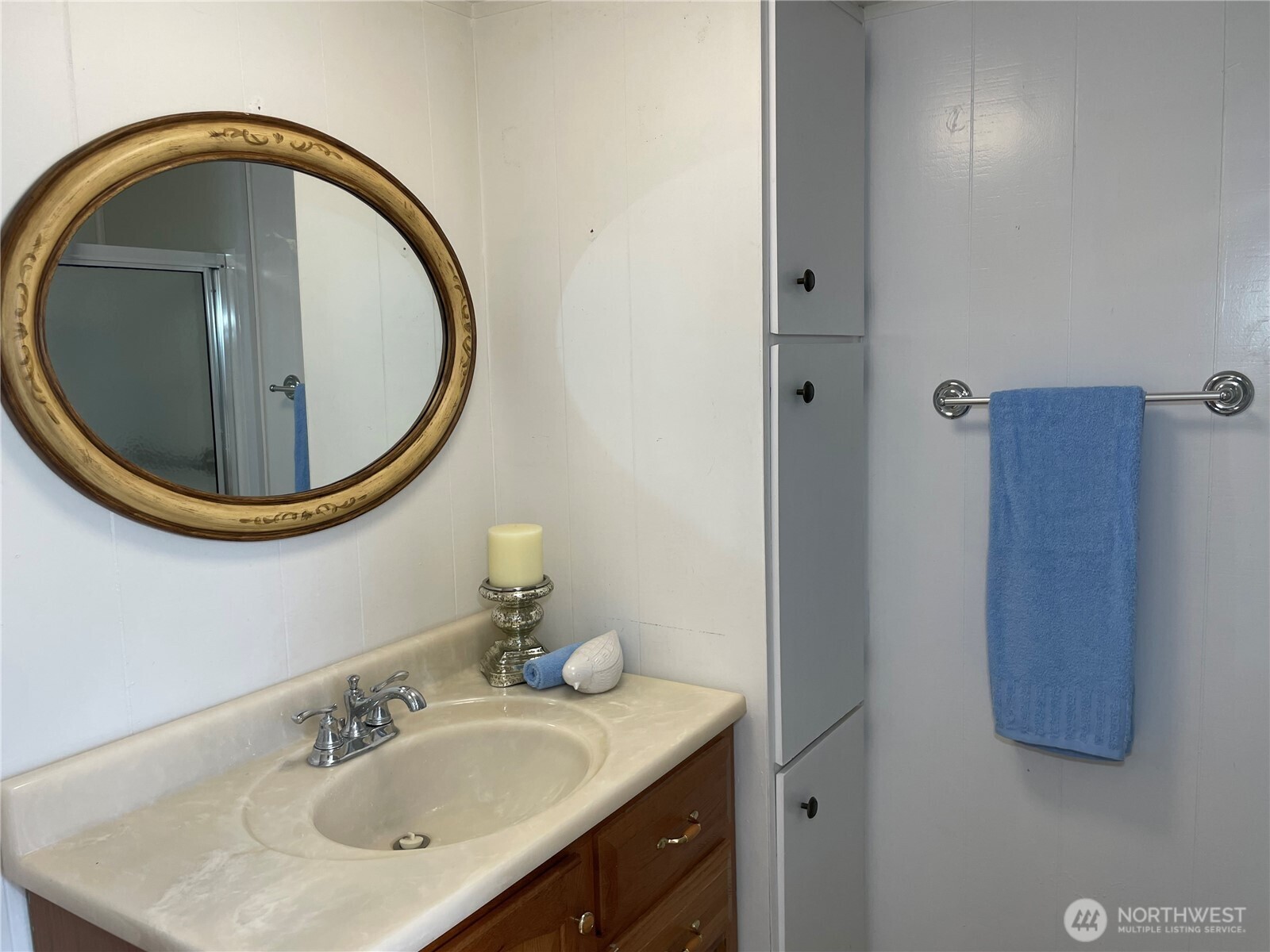 600 Ne Lincoln Drive 8 Property Photo 13