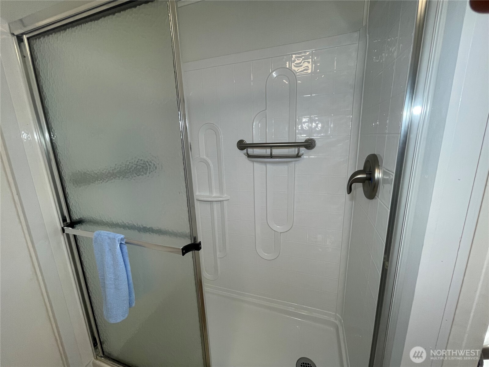 600 Ne Lincoln Drive 8 Property Photo 17