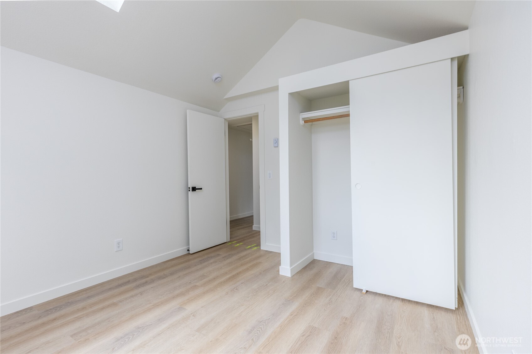 1386 Admirals Drive Property Photo 16