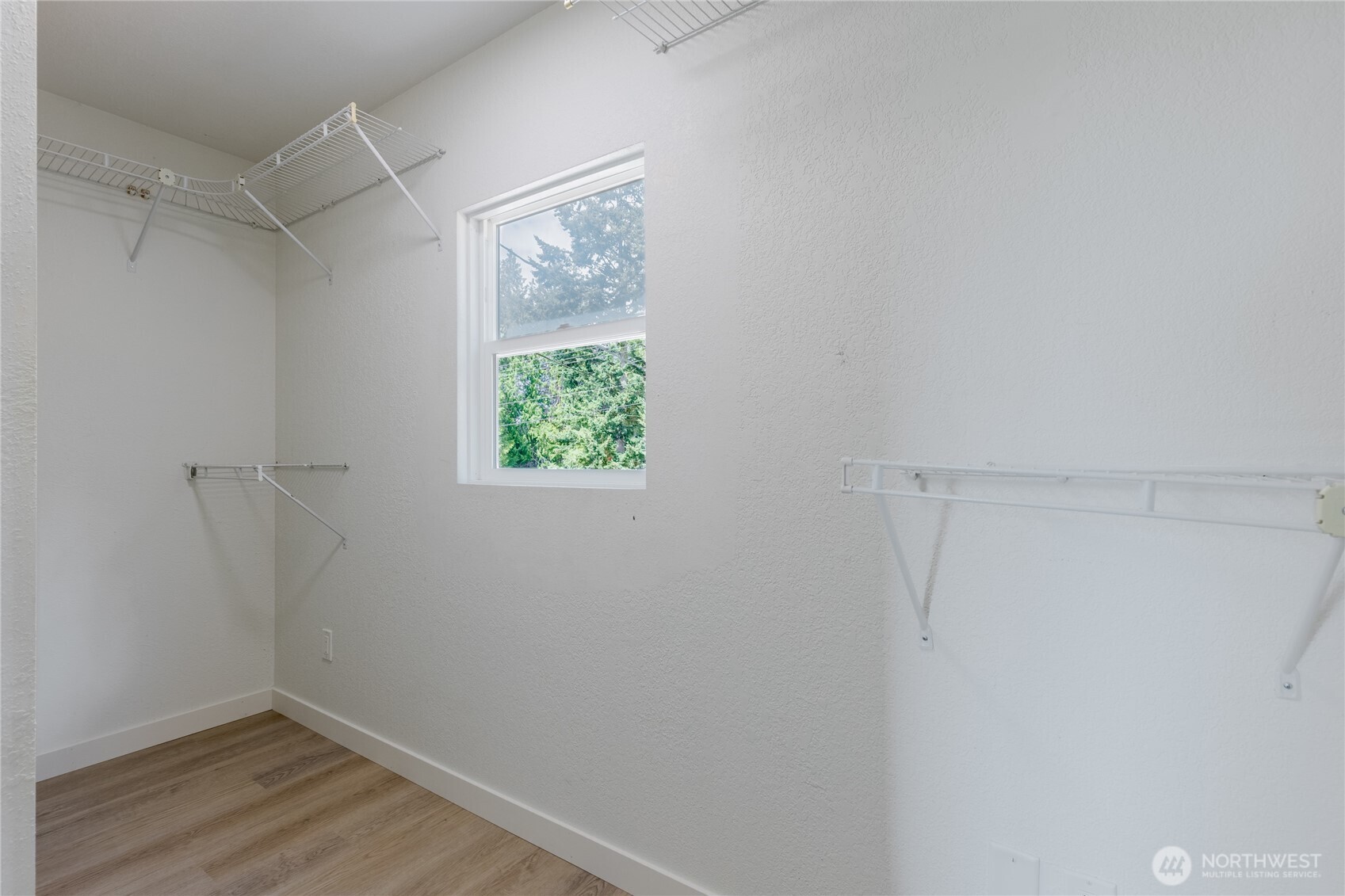 1386 Admirals Drive Property Photo 19